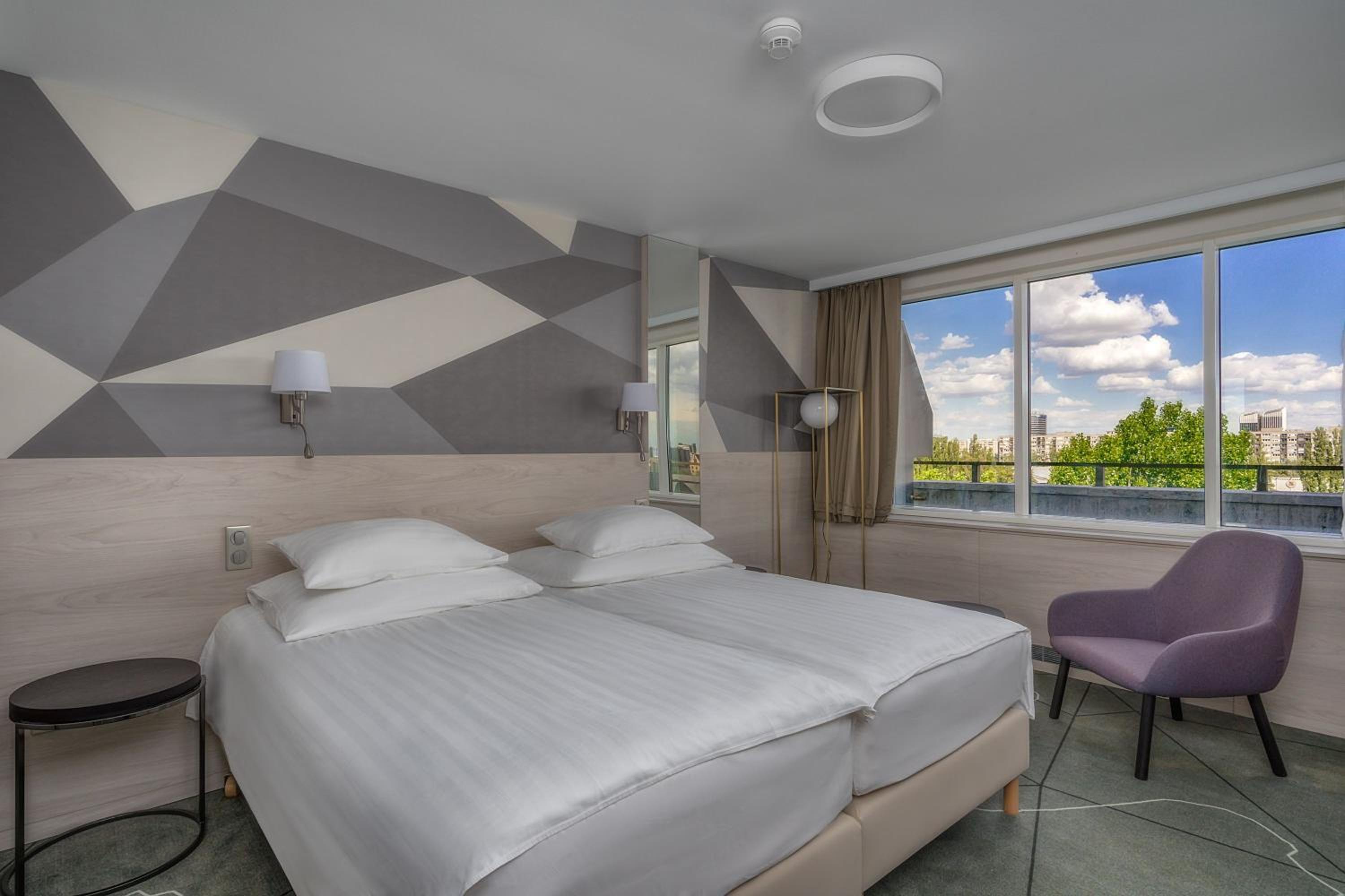 Suite with Wellness and Fitness Access thumbnail 6
