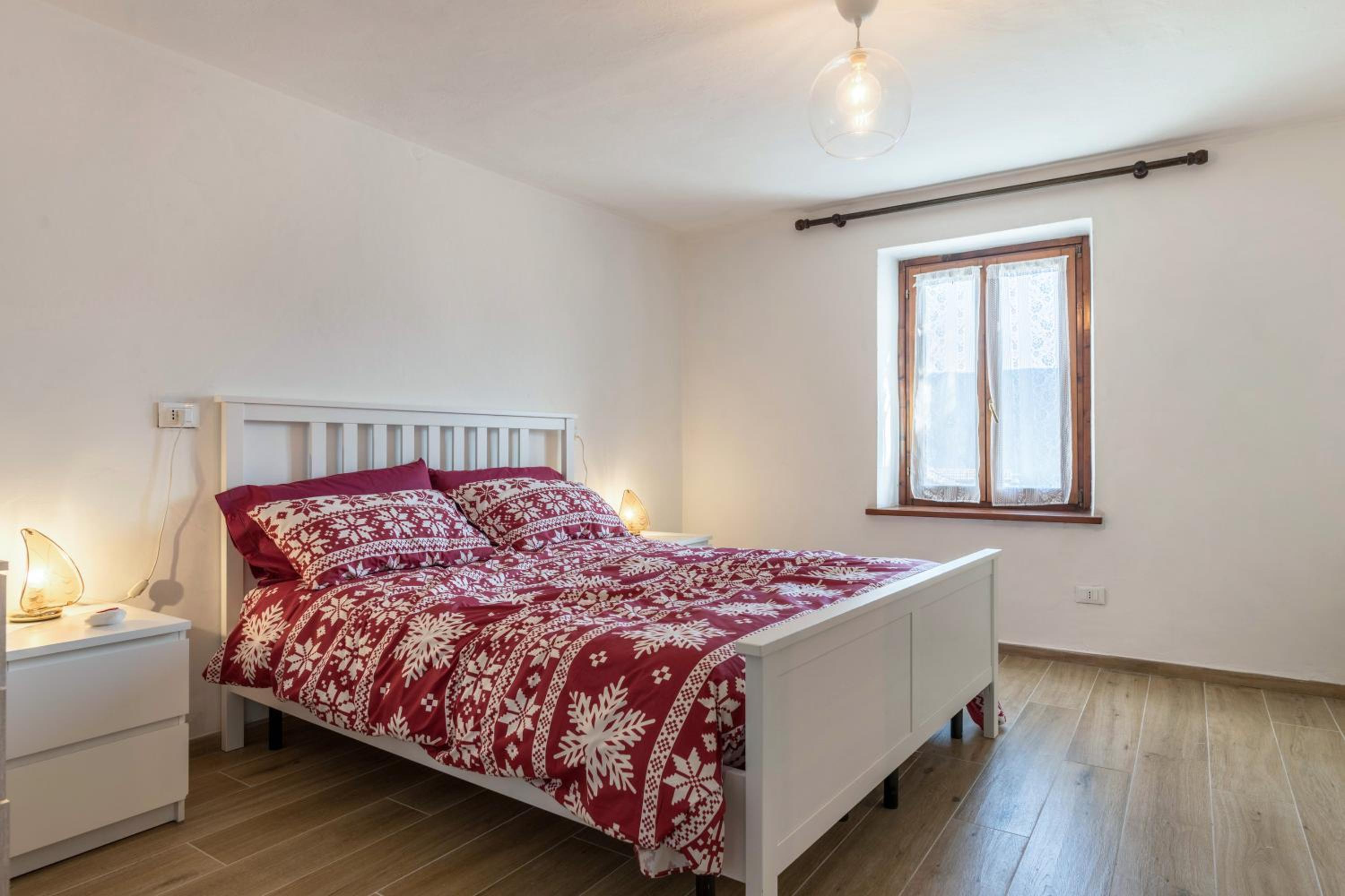 Three-Bedroom Premium Apartment with Balcony photo 1