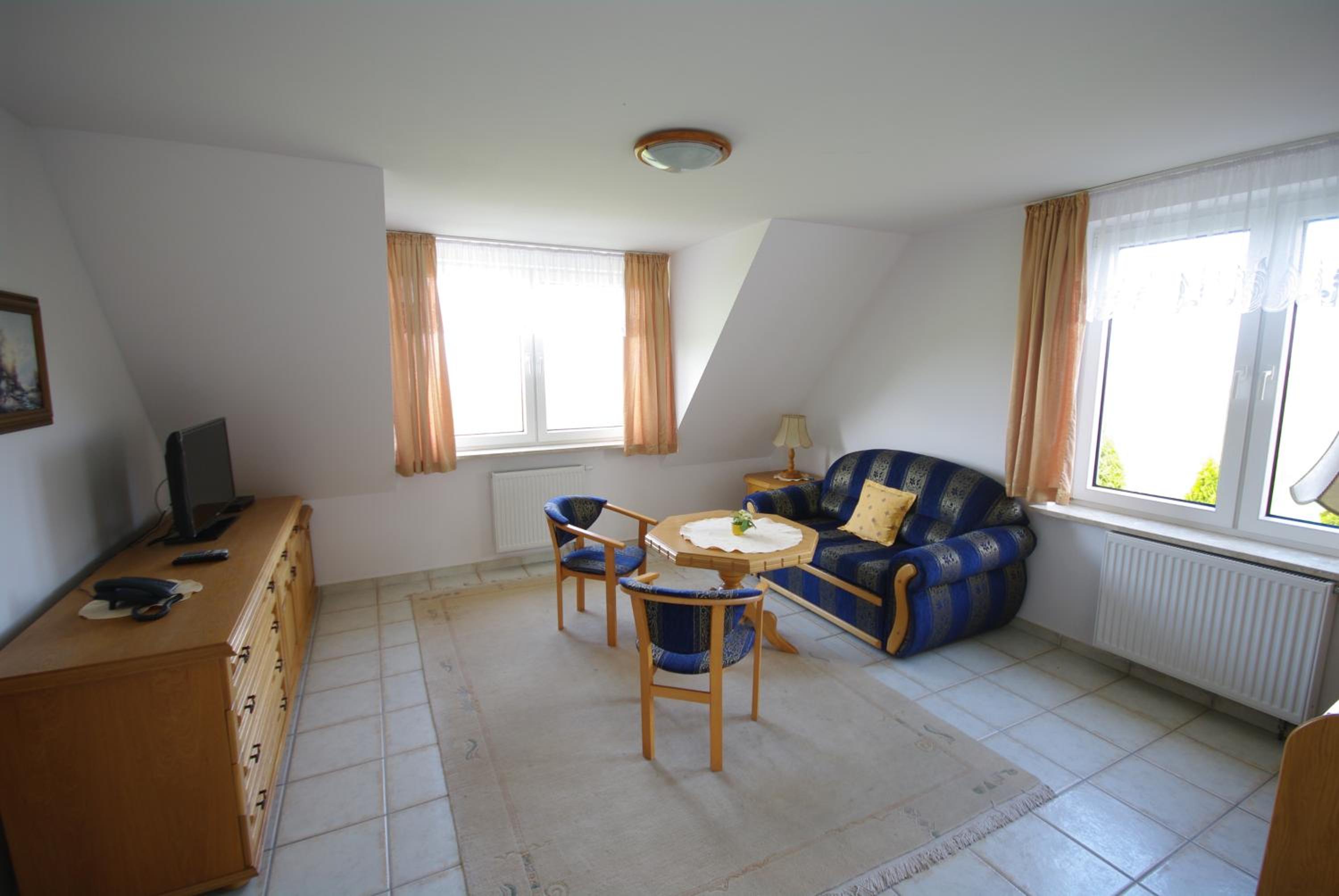 Two-Room Apartment - Photo 7