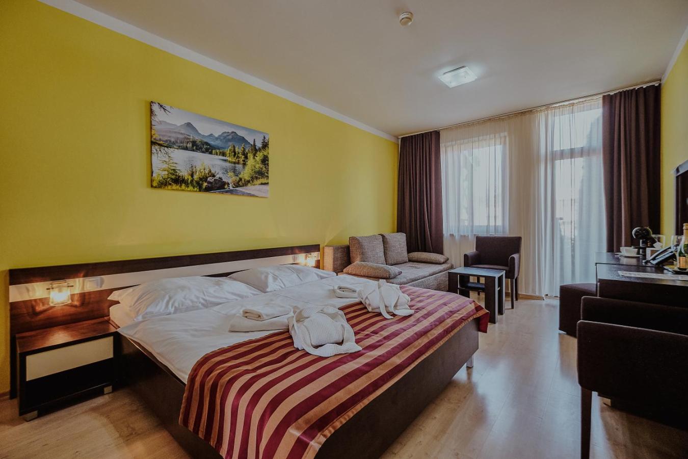 Apartment with Terrace