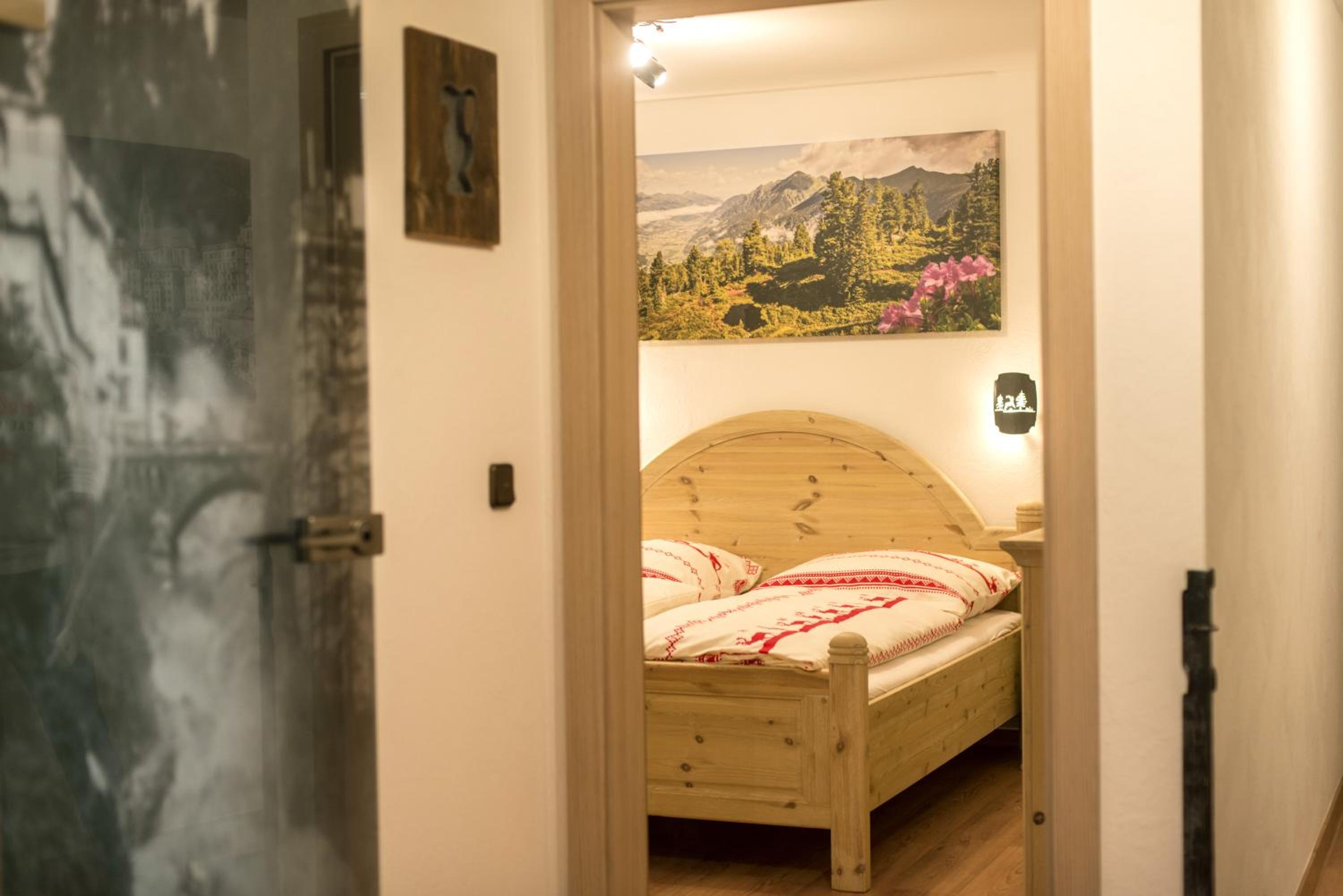 Apartment with Mountain View photo 1