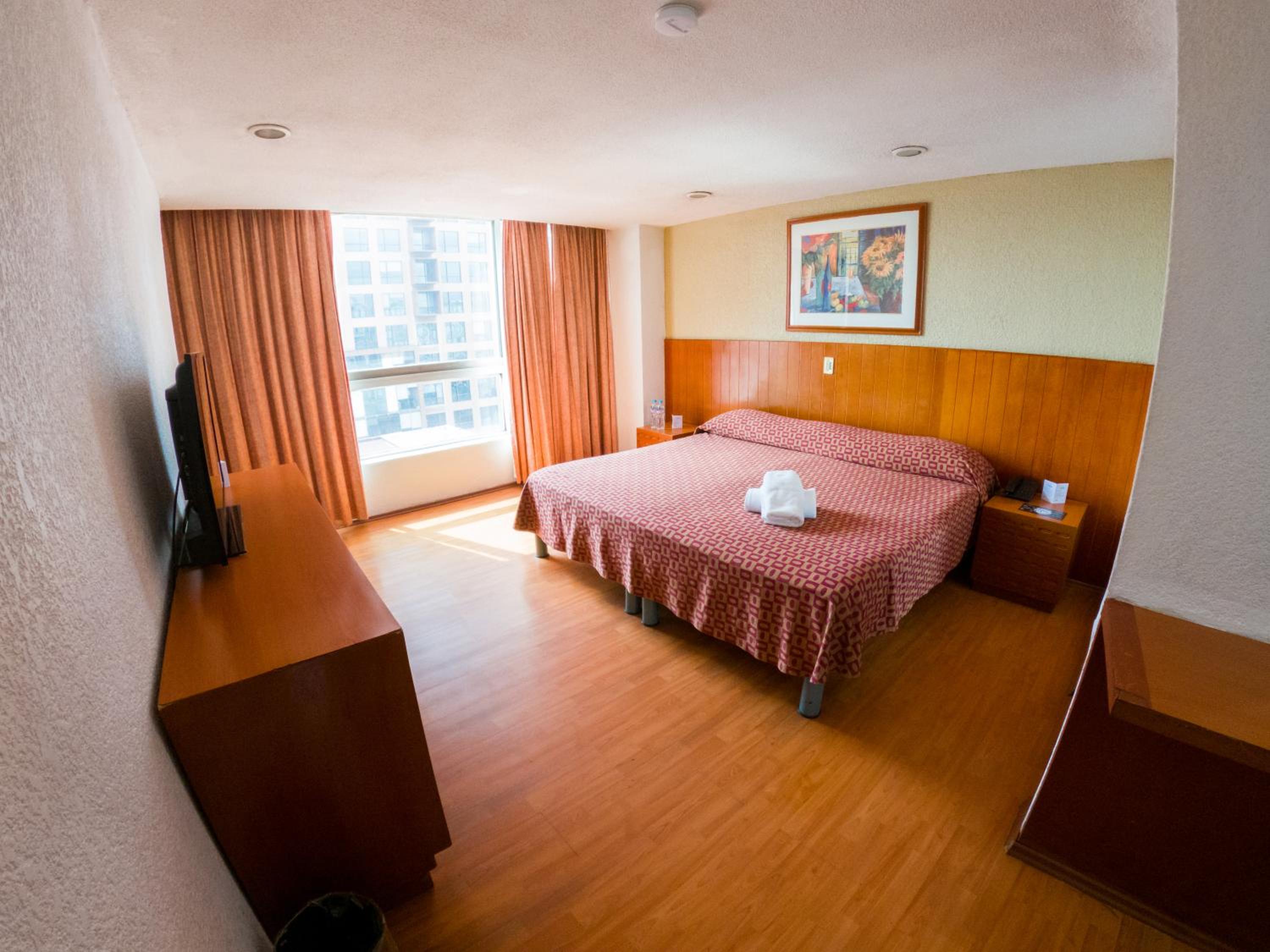 Double Room - Photo 6