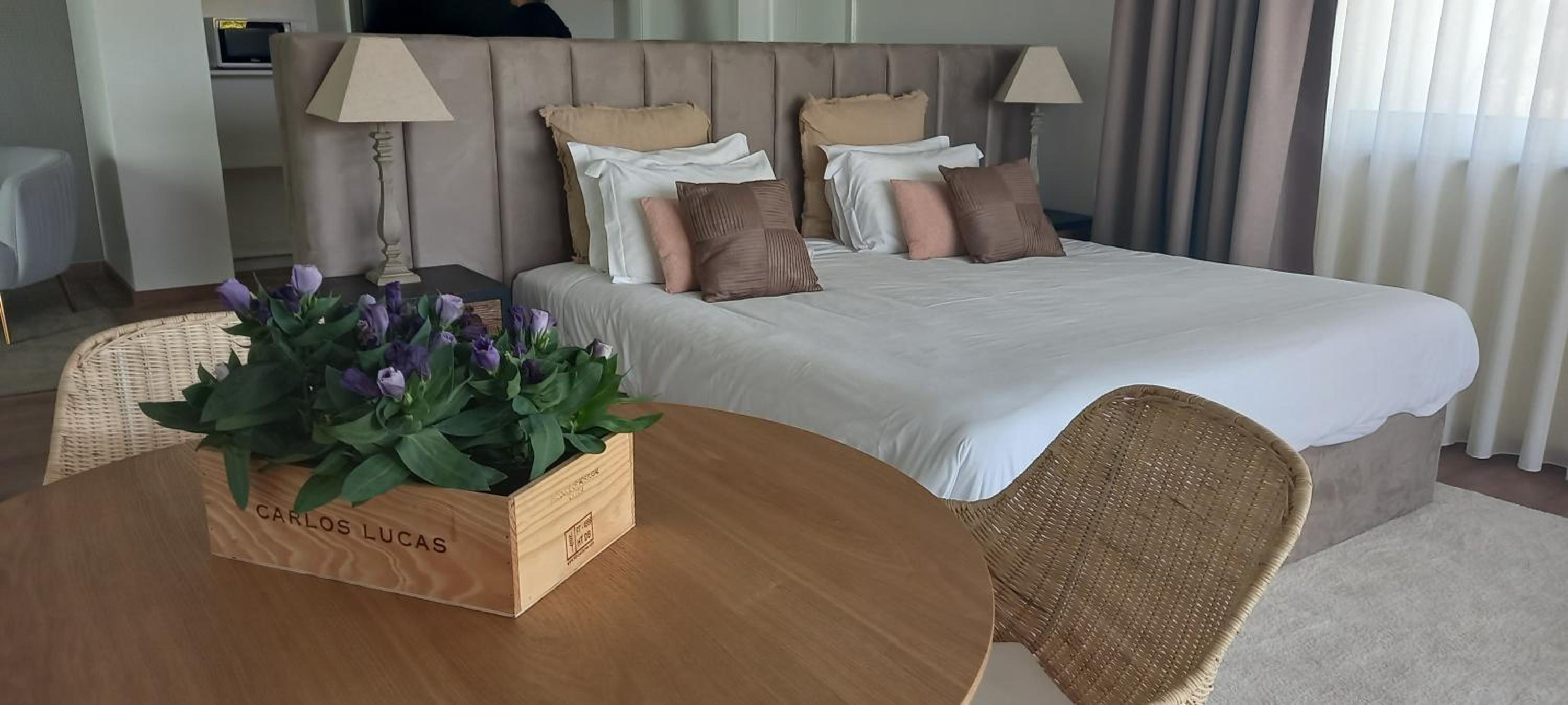 King Suite with Balcony photo 1