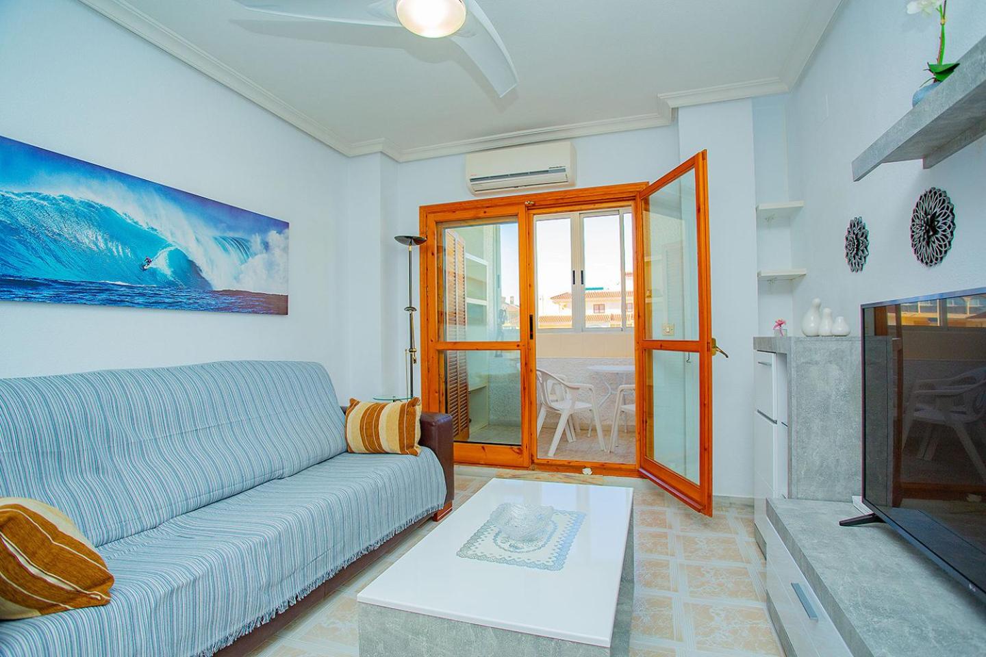 Apartamento con vista a la piscina