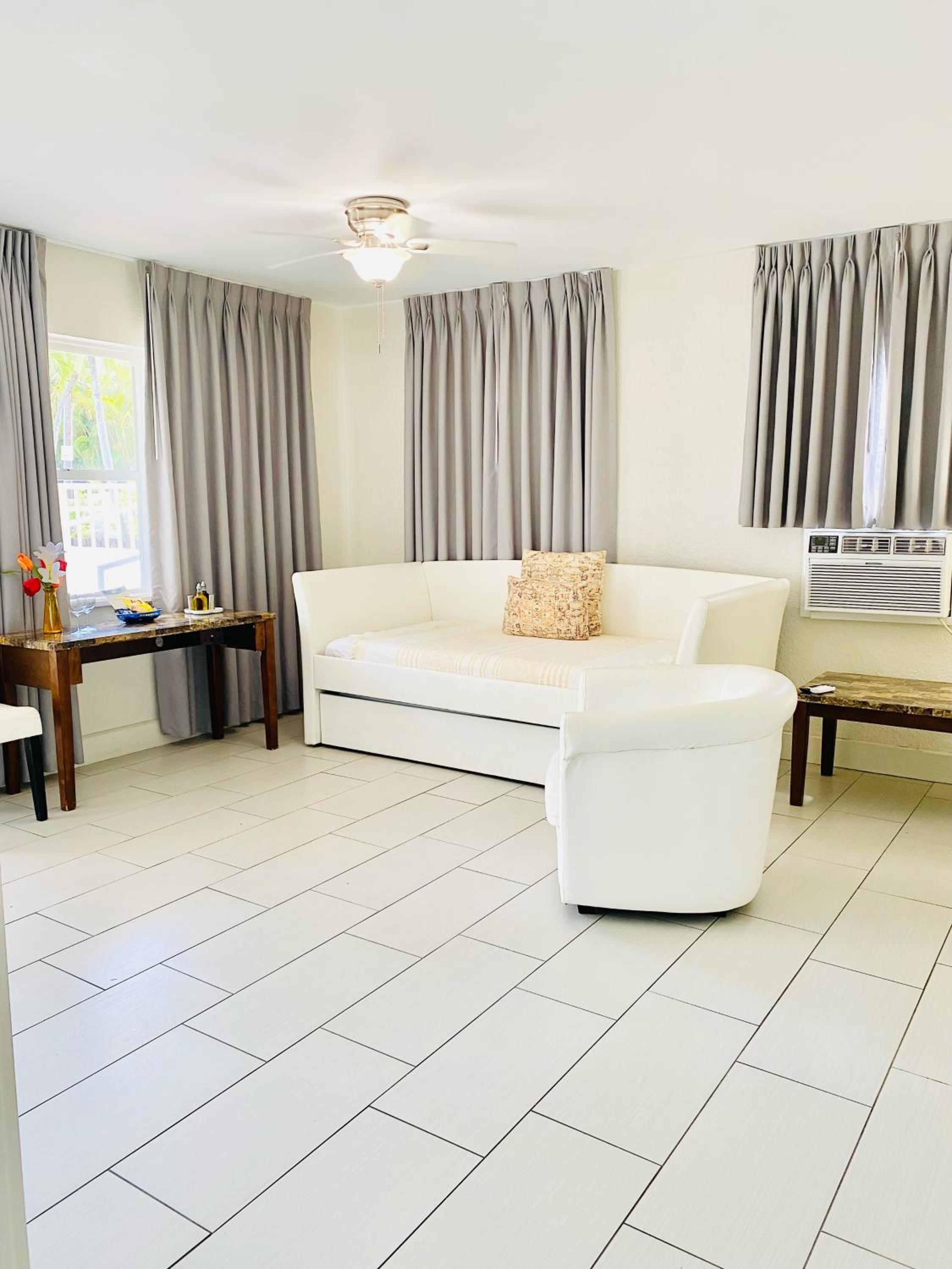 Apartment - Ground Floor photo 2