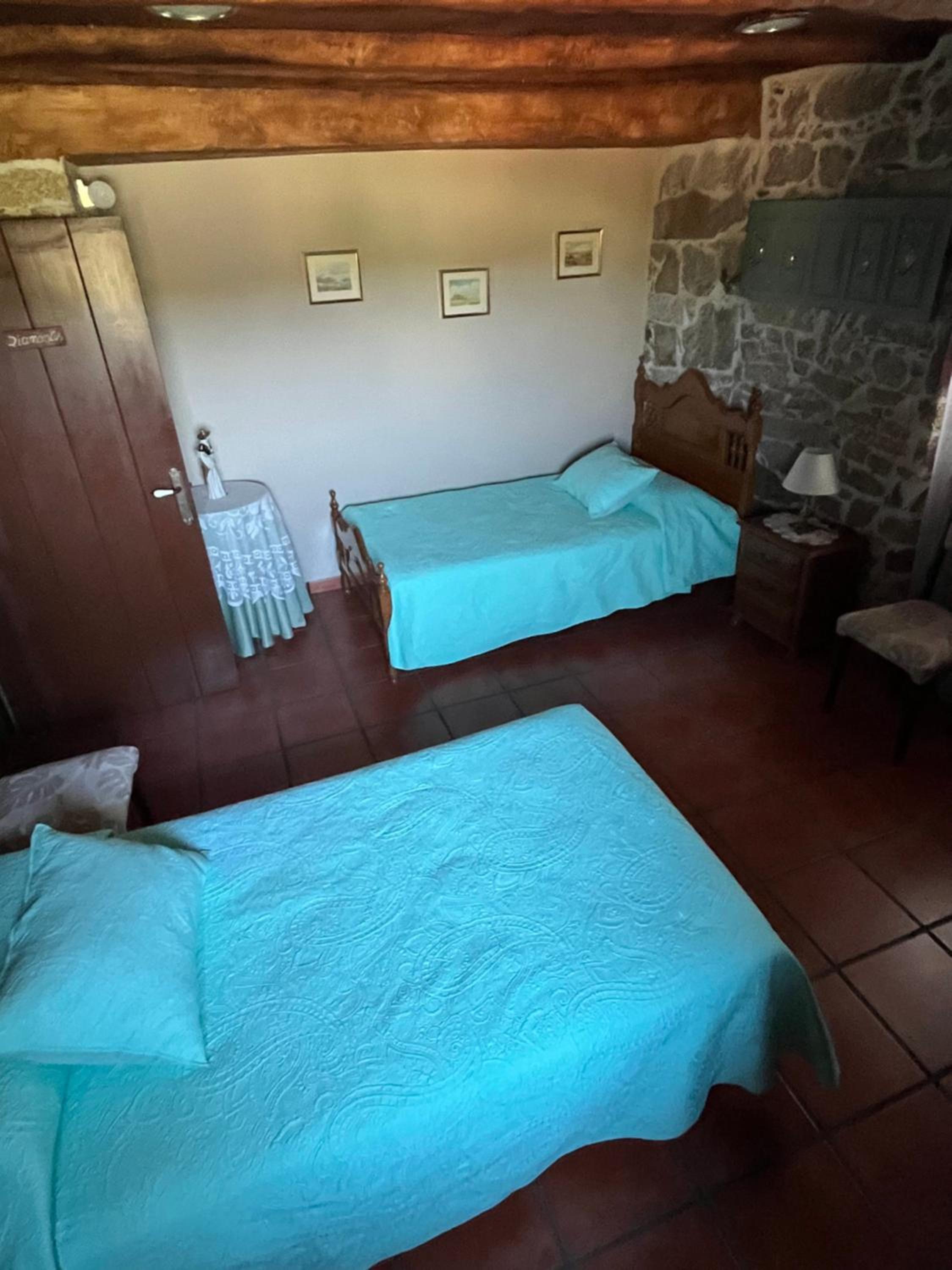 Twin Room - Photo 1