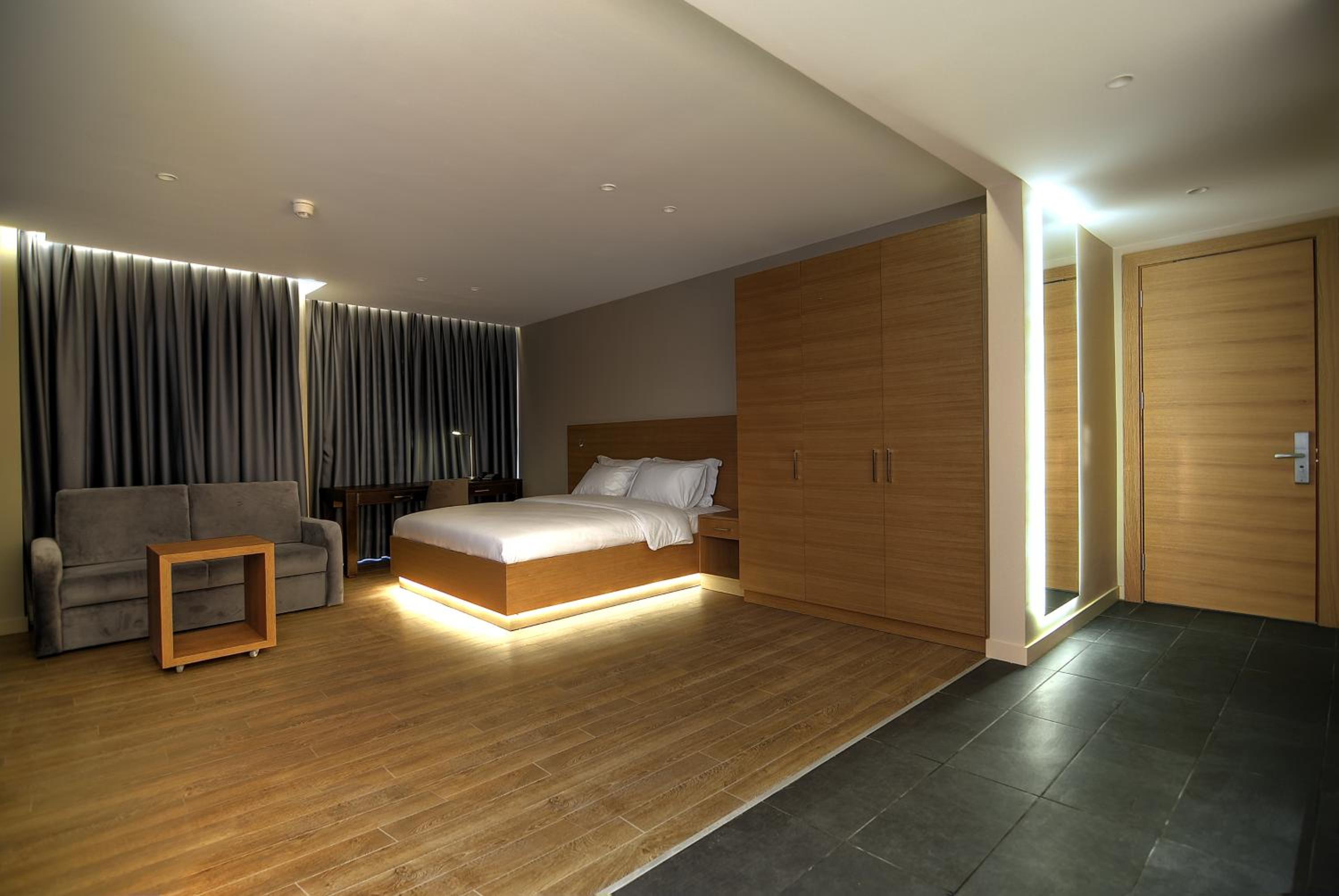 Superior Quadruple Room photo 2