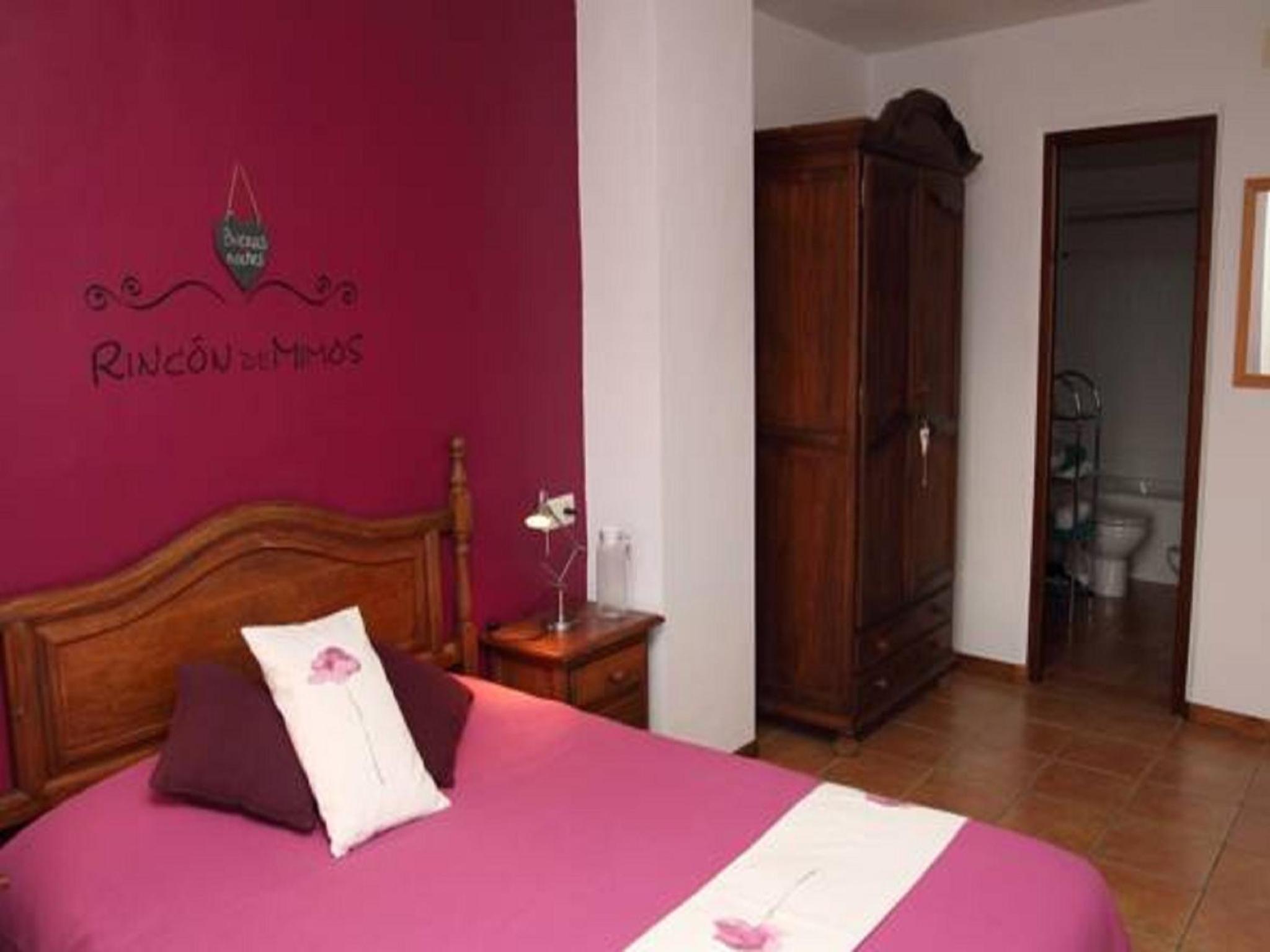 Deluxe Double or Twin Room with Mountain View - Photo 7