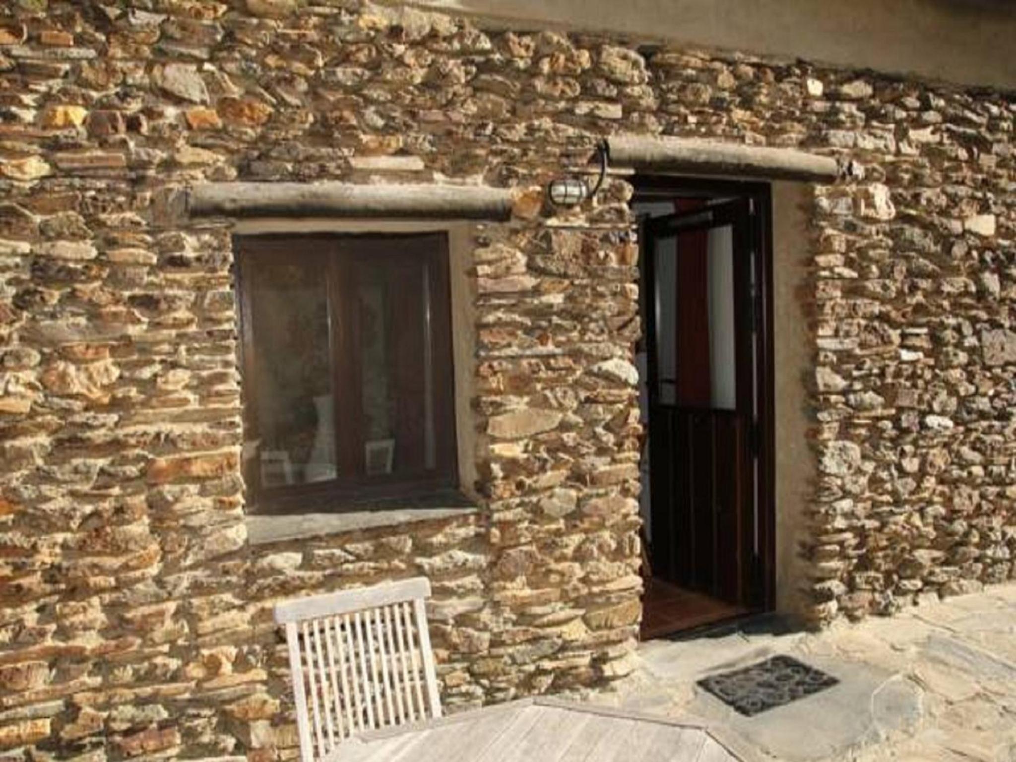 Twin Room with Terrace - Photo 3