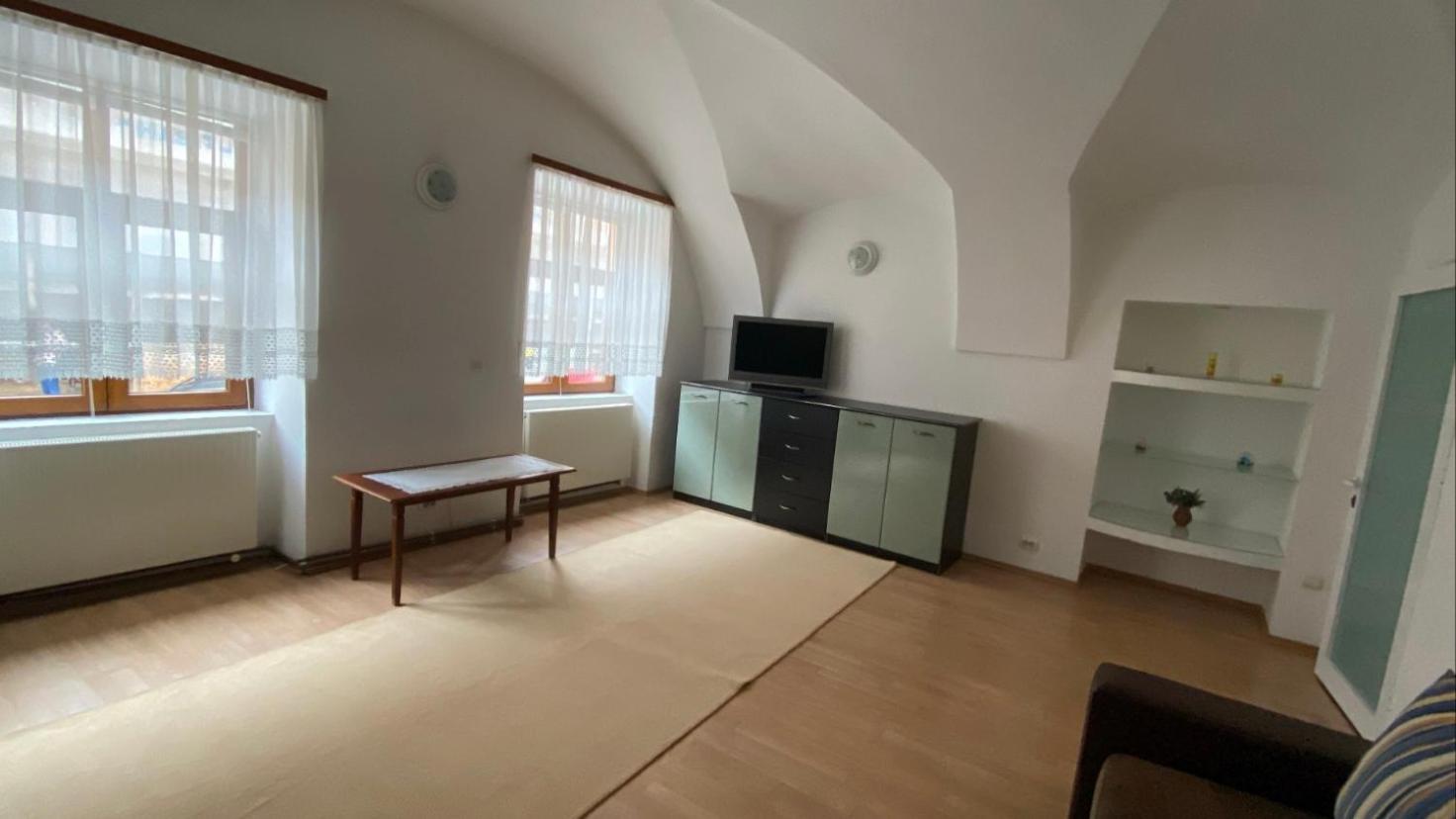 Two-Bedroom Apartment - Photo 11