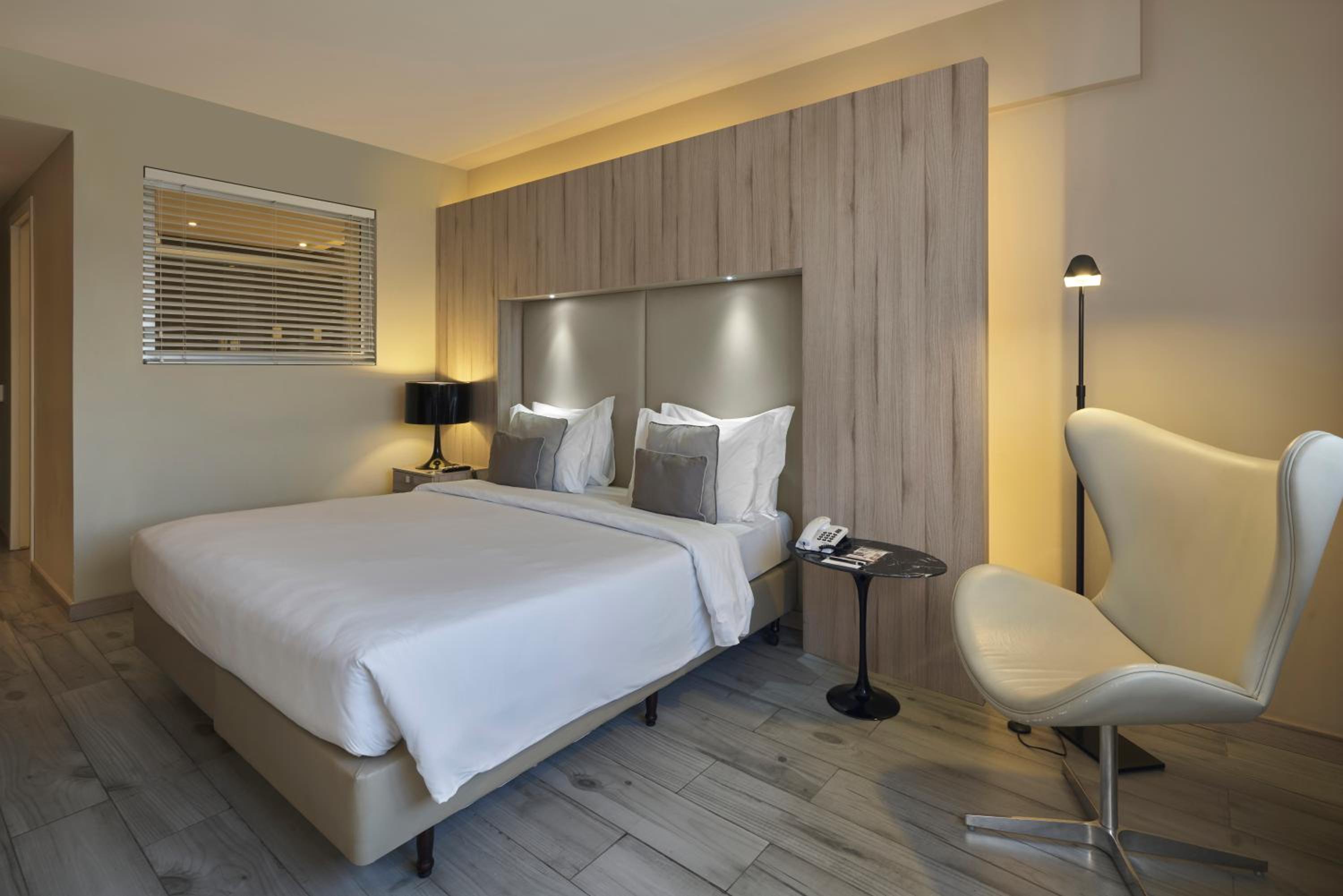 Available room