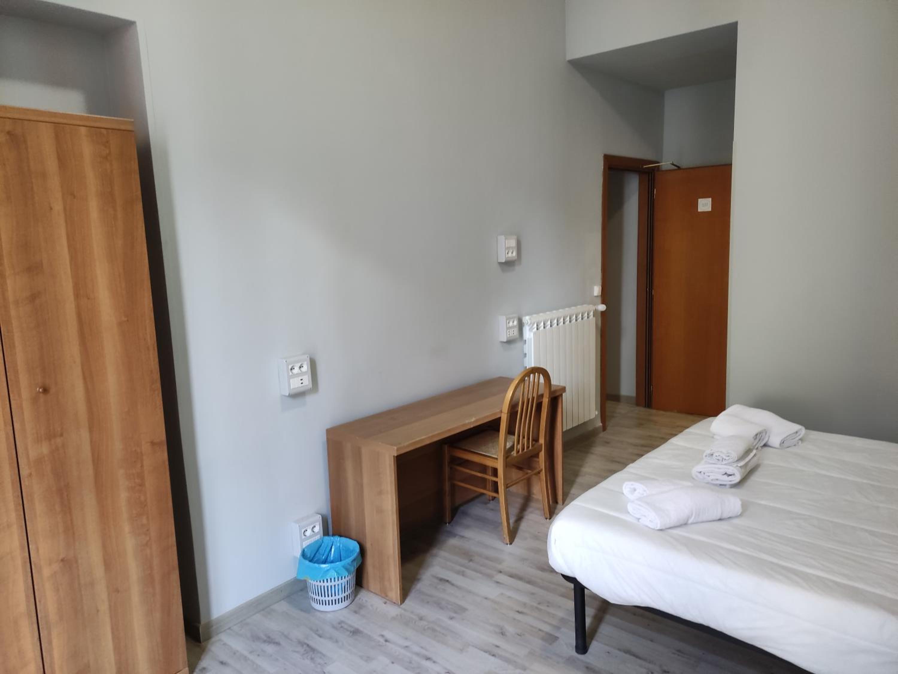 King Room with Balcony photo 2