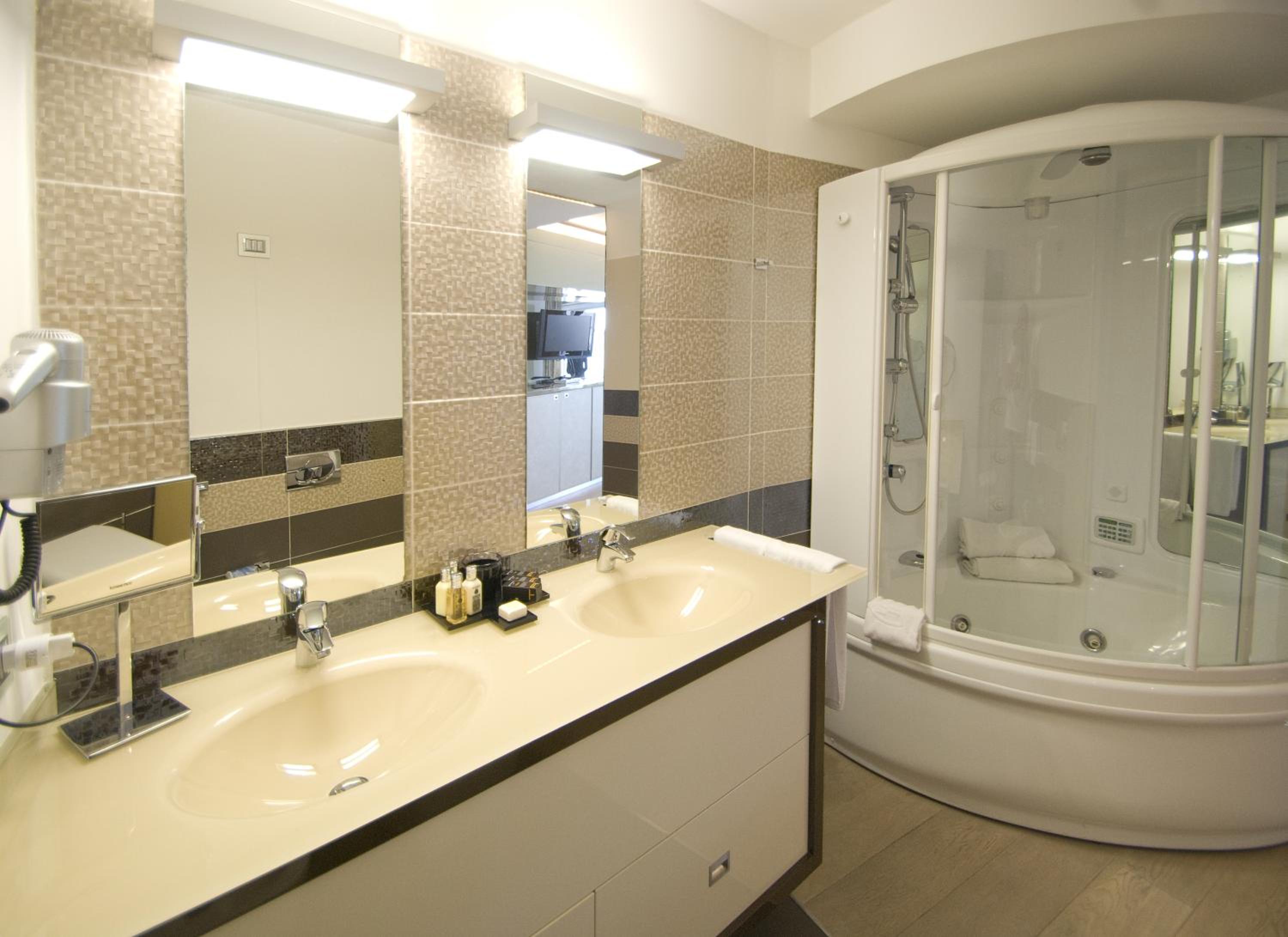 Comfort Triple Room - Photo 6