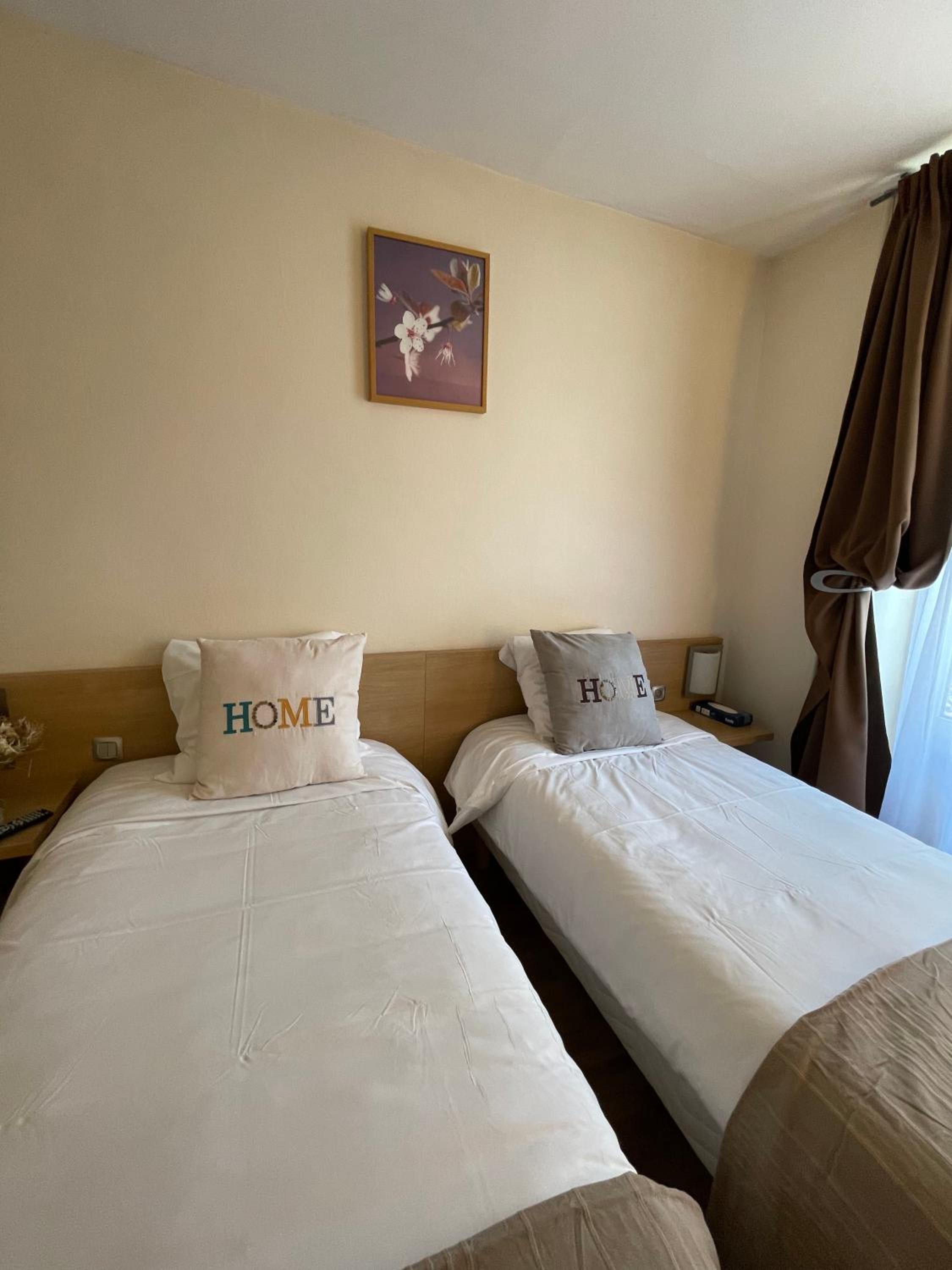 Twin Room photo 2