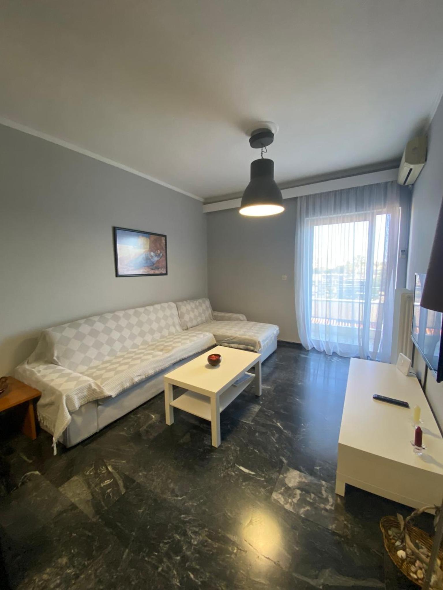 Apartment with Terrace photo 2