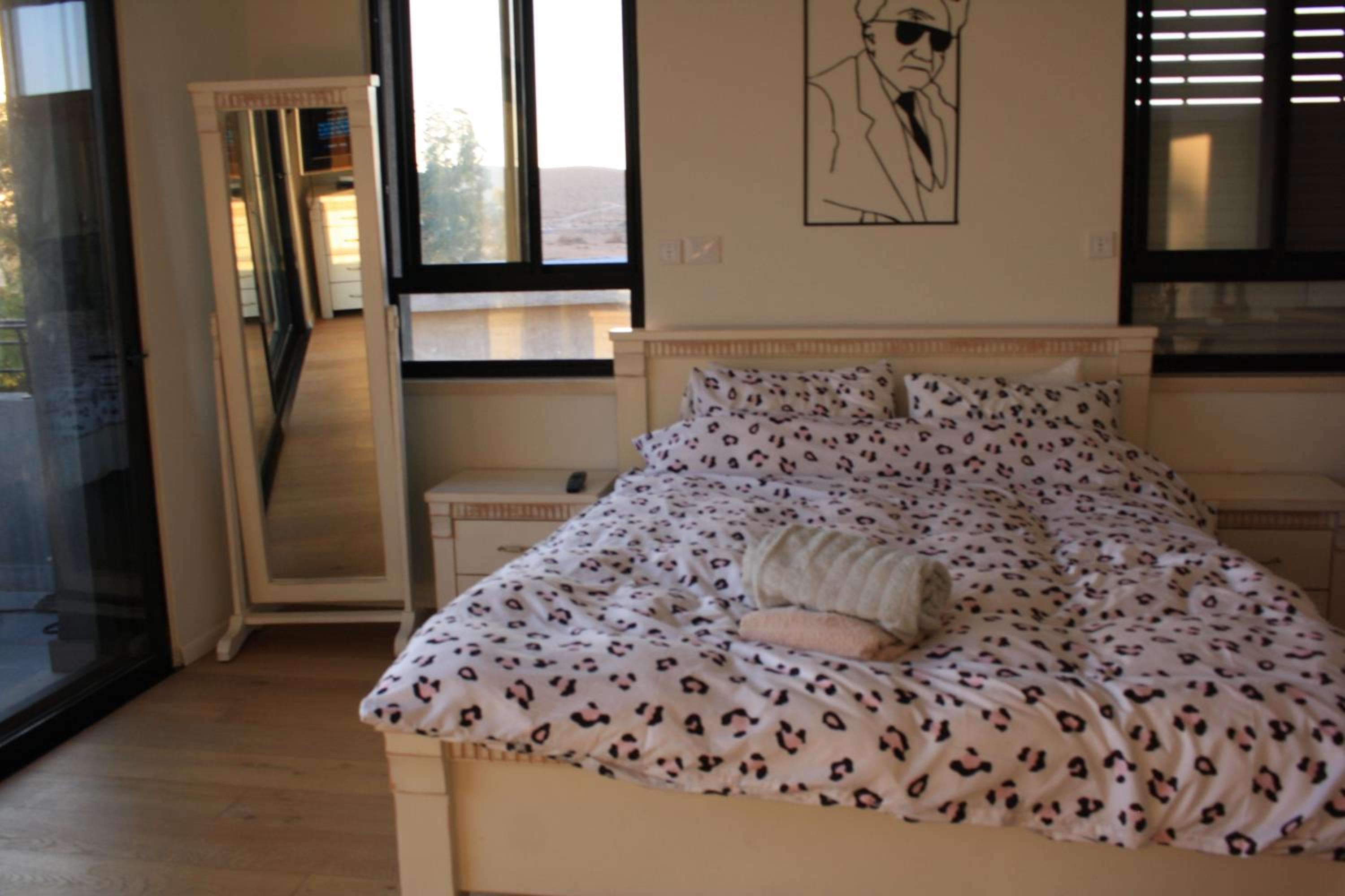 One-Bedroom House - Photo 1