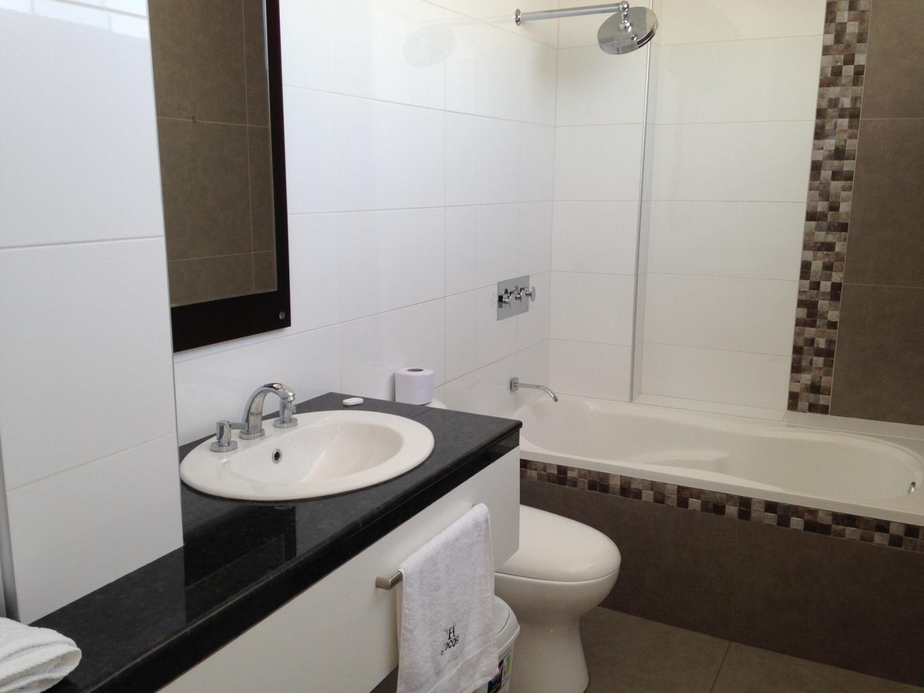 Deluxe Double Room with Two Double Beds photo 2