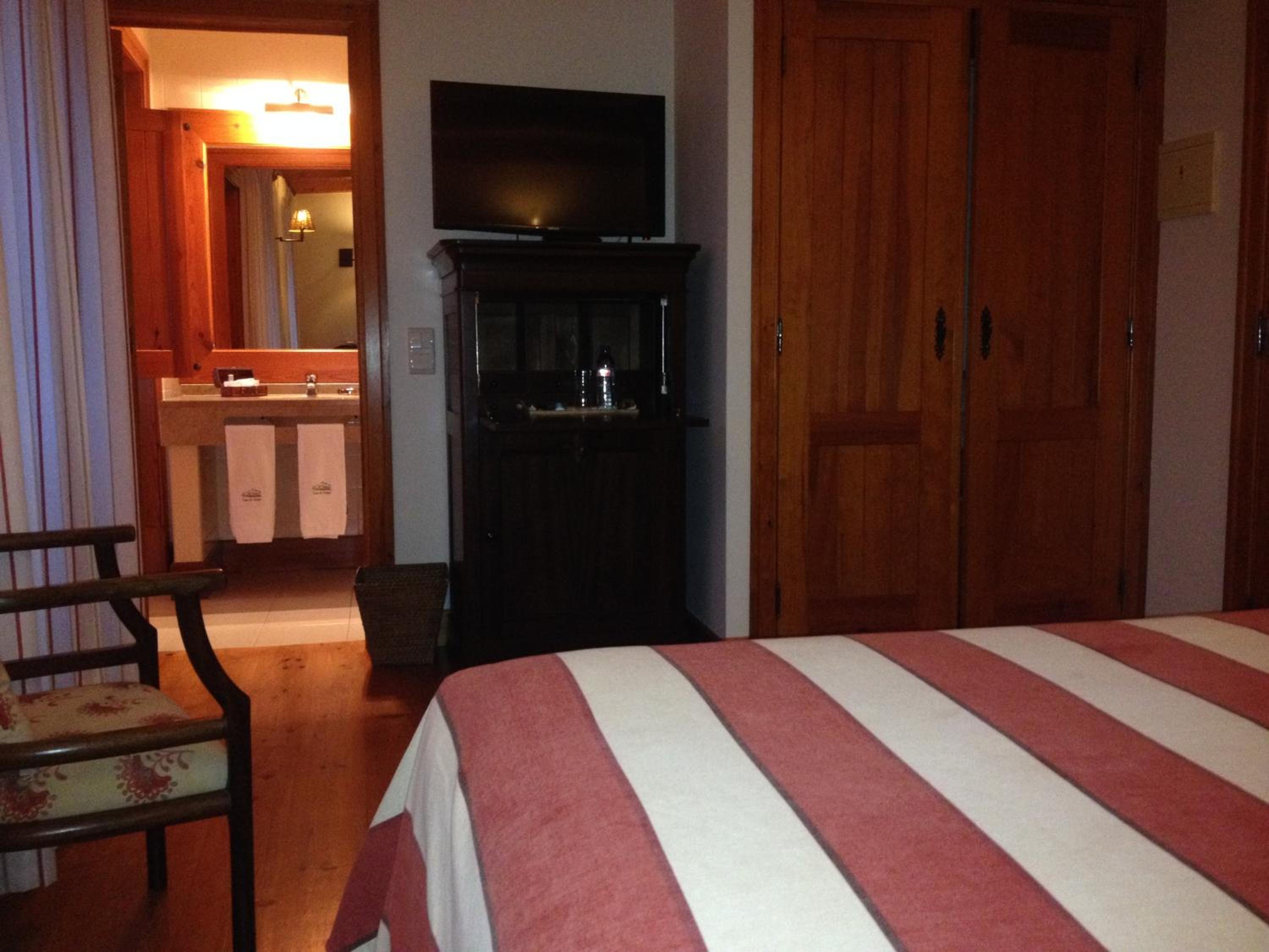 Double or Twin Room - Photo 3