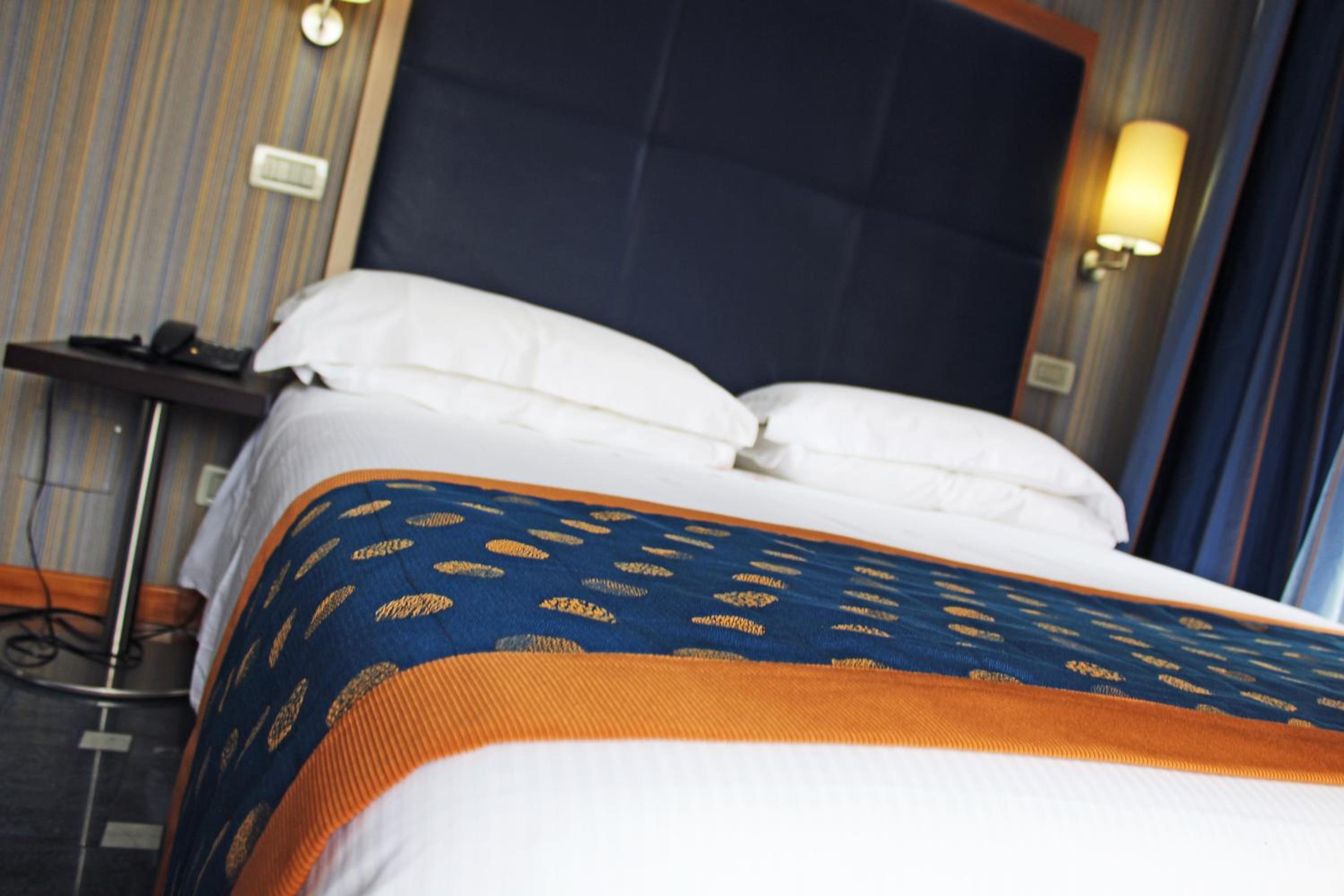 Comfort Double Room with Balcony - Photo 3