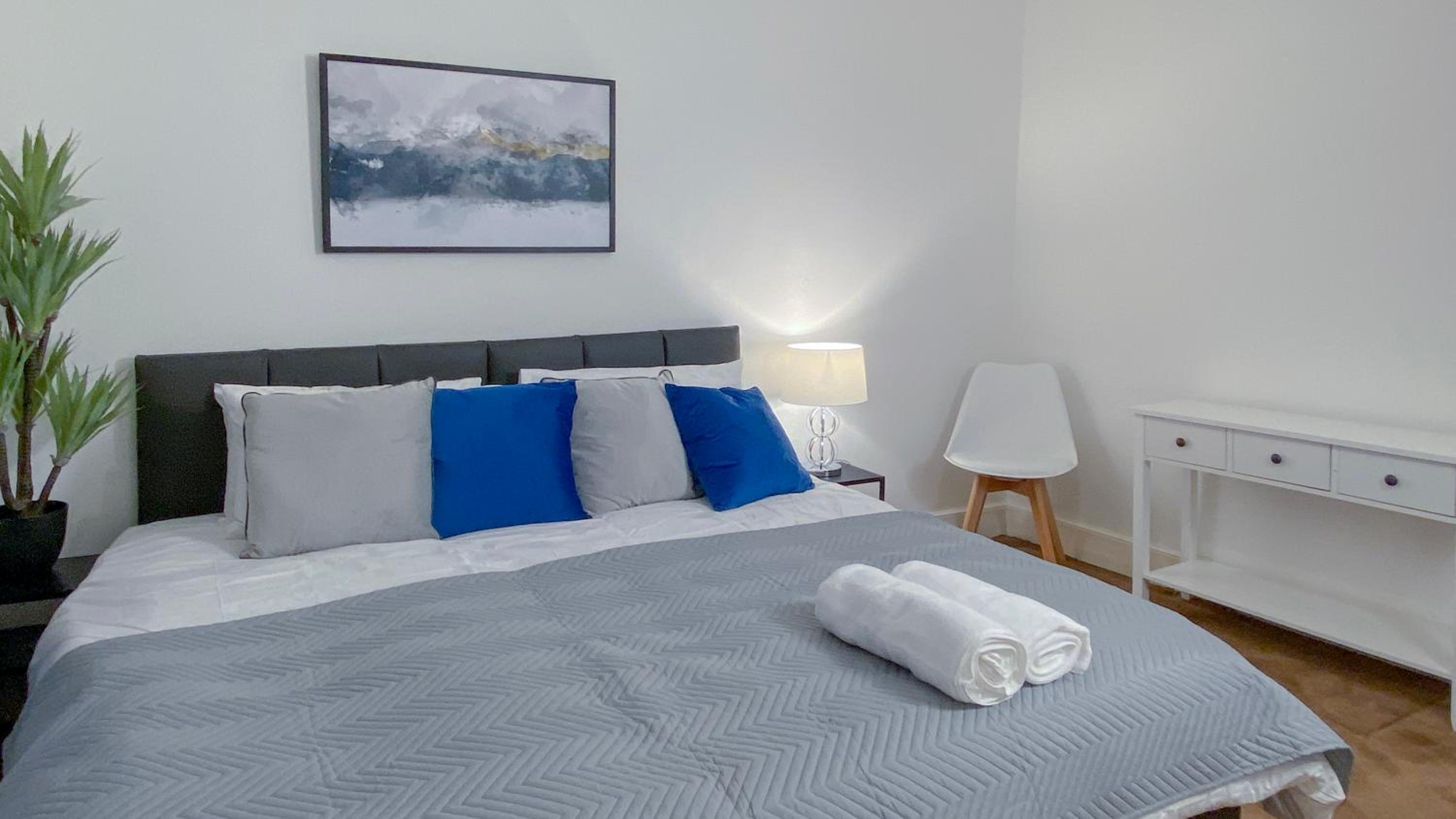 Double Room with Shared Bathroom photo 3