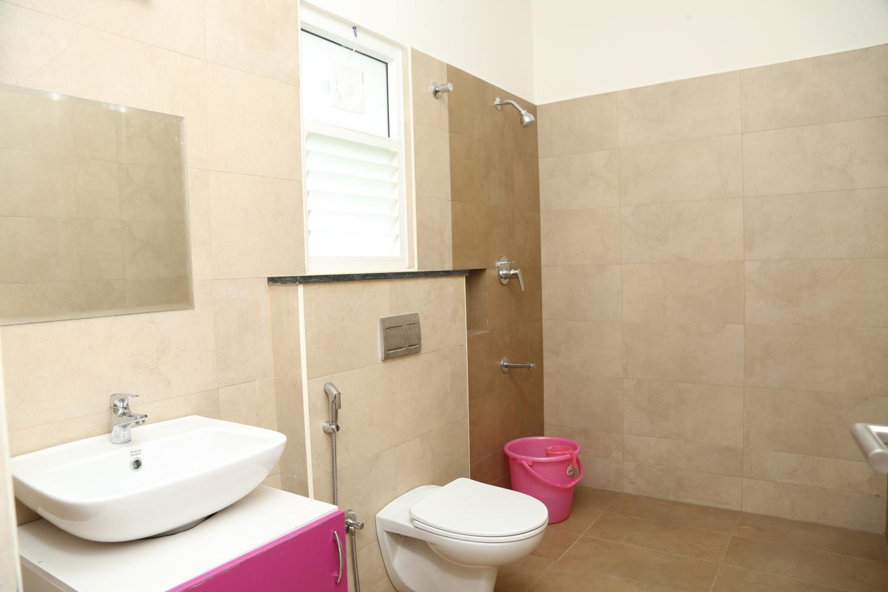 Villa photo 2