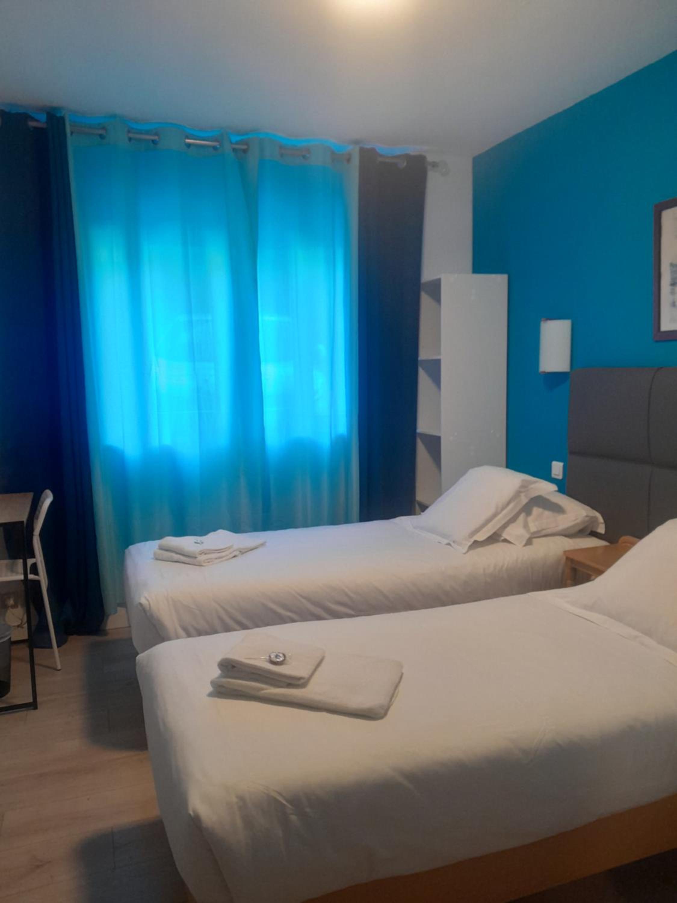 Superior Double Room with Bath photo 2