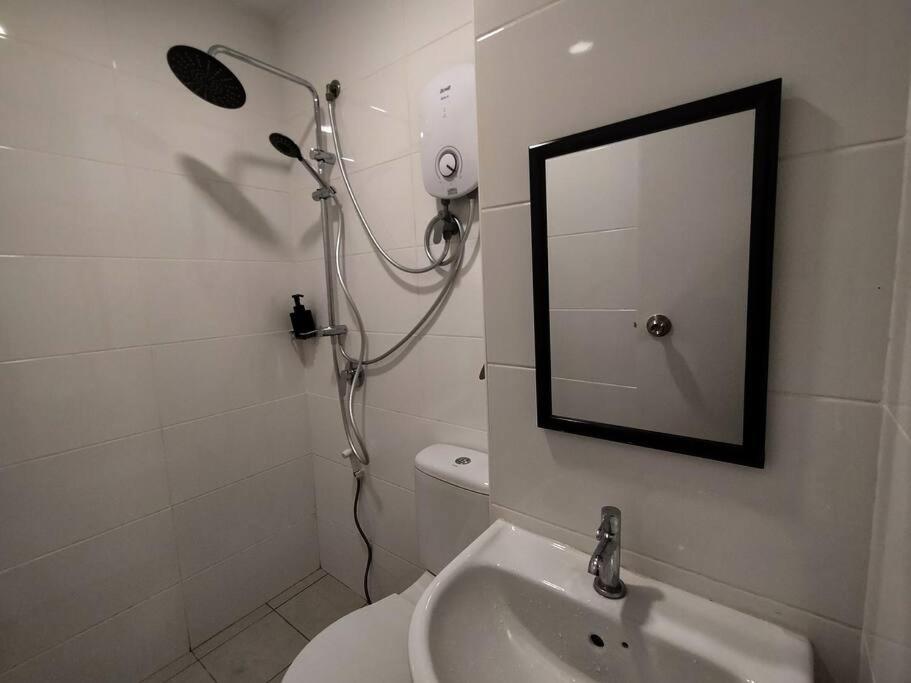Three-Bedroom Apartment photo 3