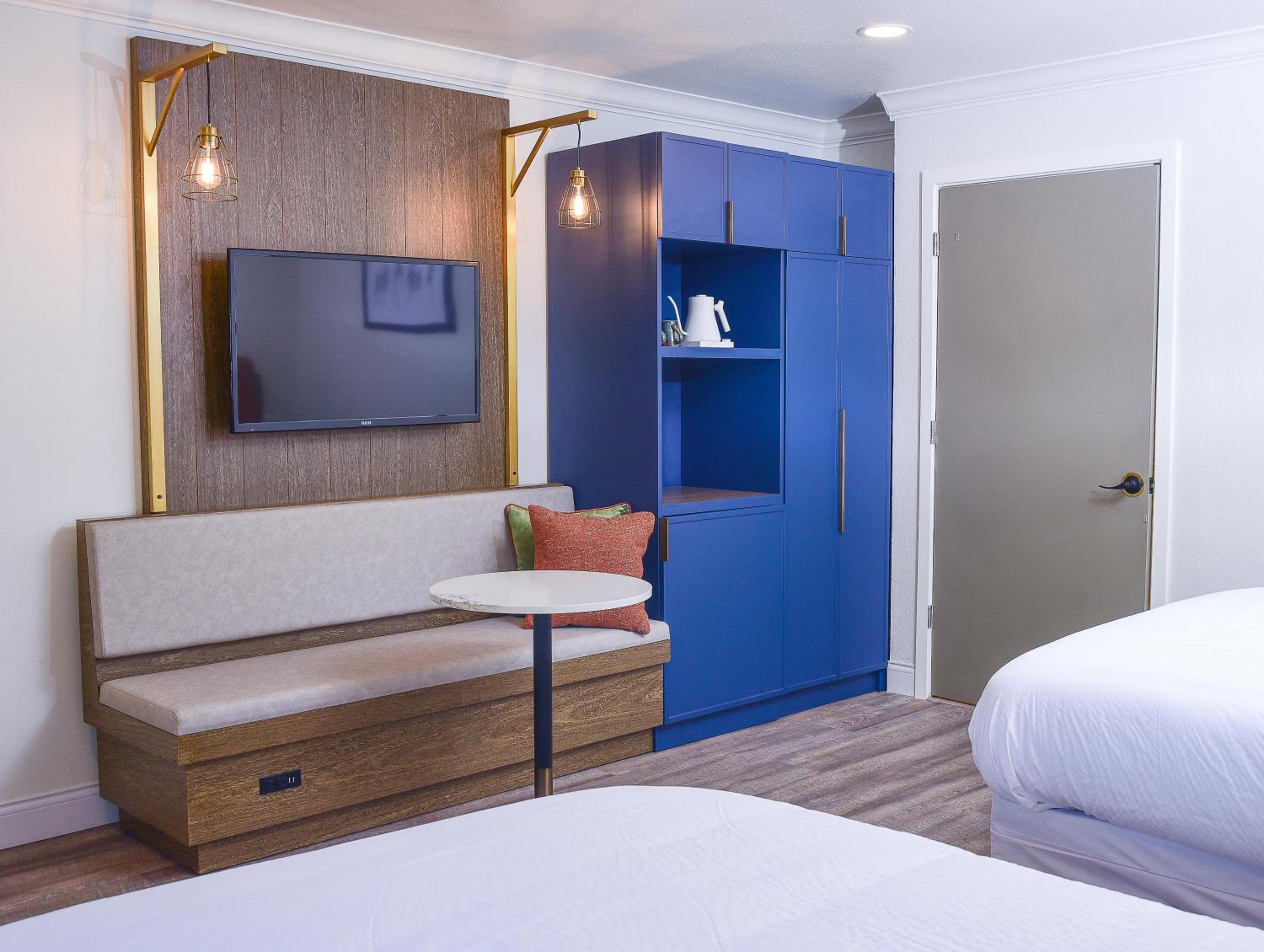 Queen Room - Photo 9