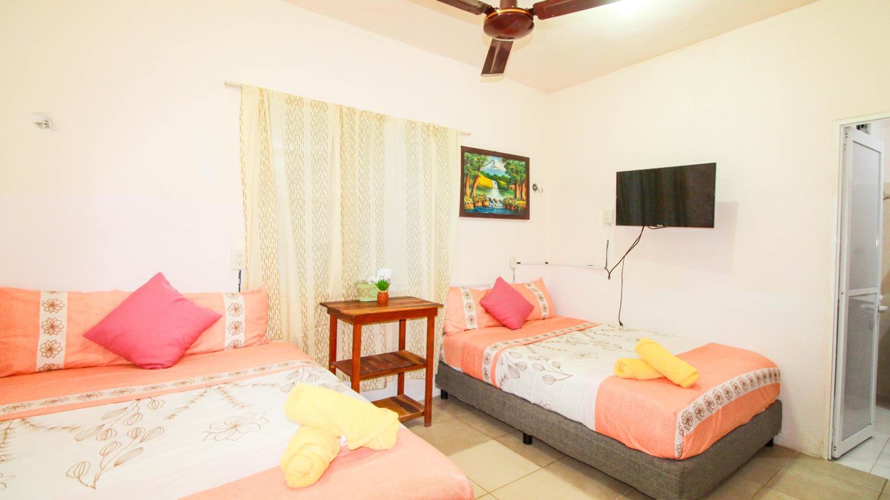 Triple Room - Photo 1