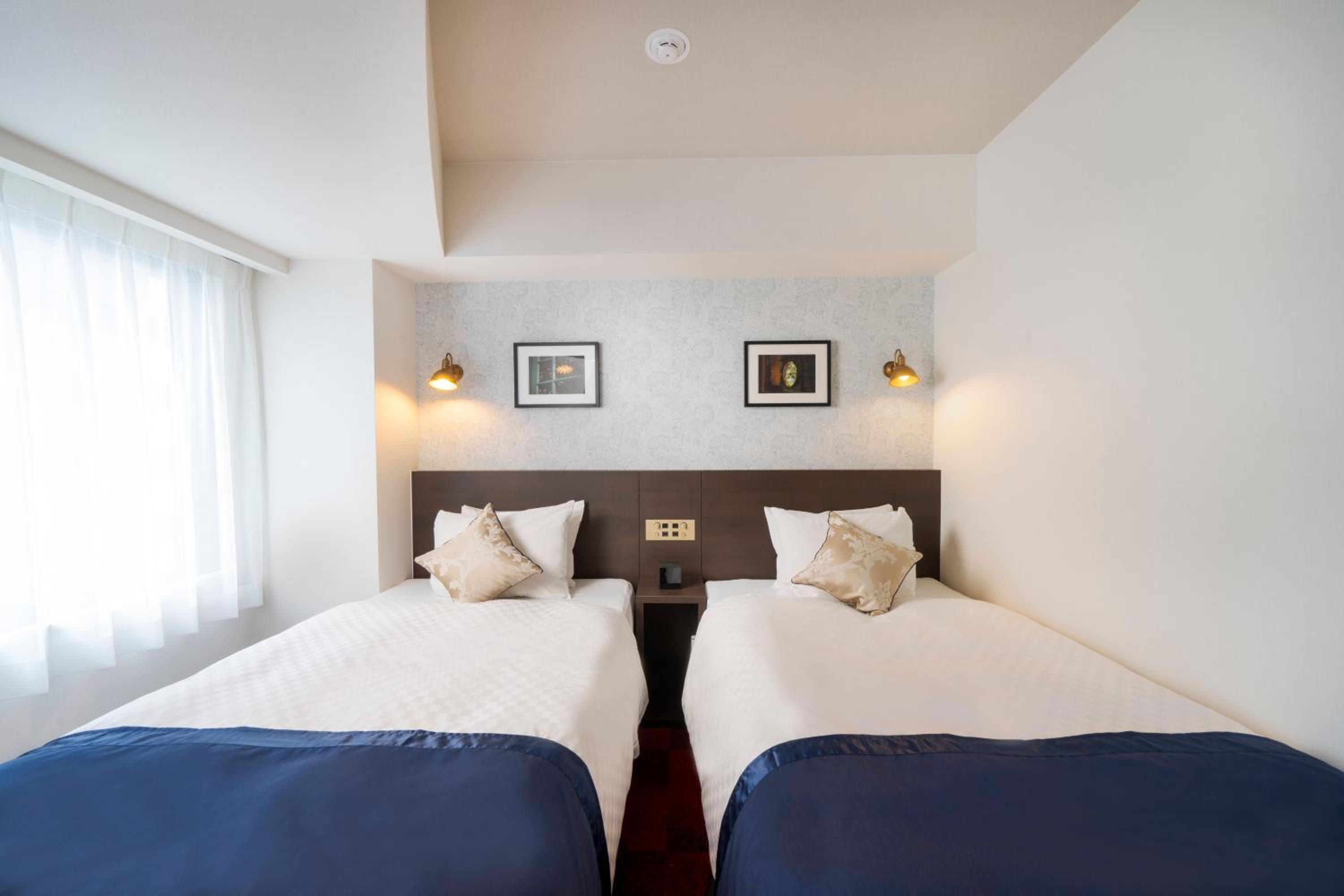 Executive Twin Room - Photo 6