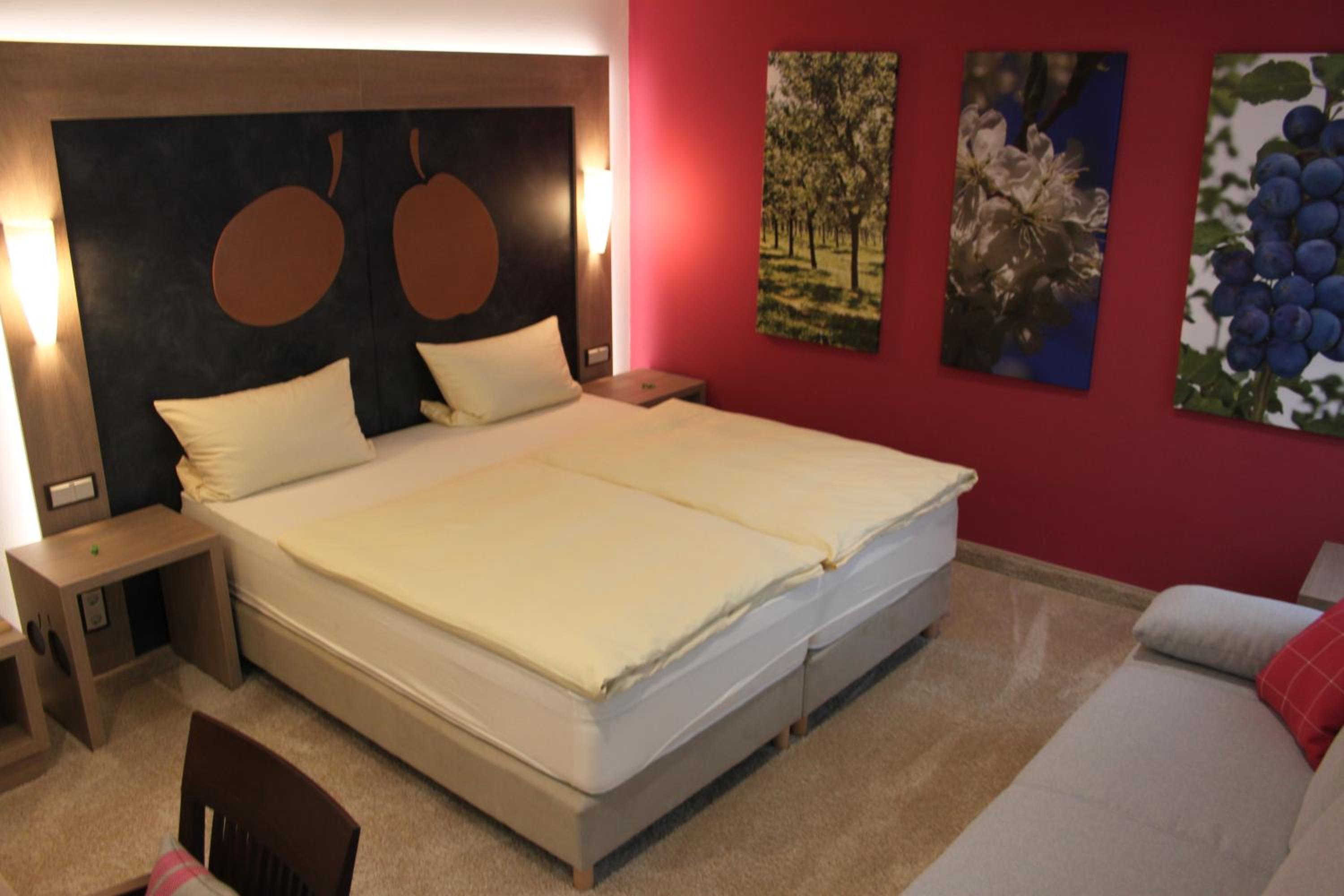Double Room with Shower - Non-Smoking  - Photo 1