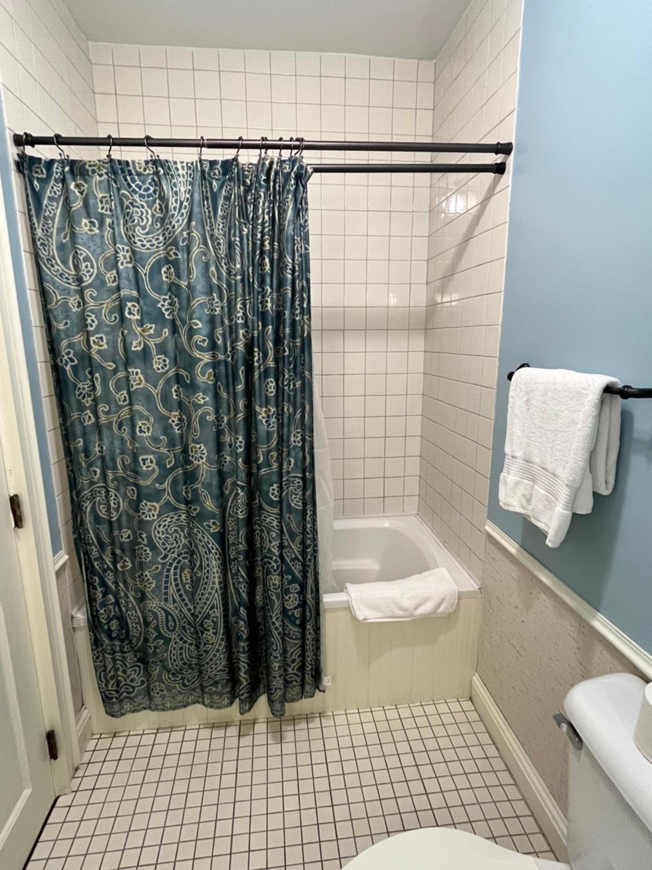 Queen Room photo 3