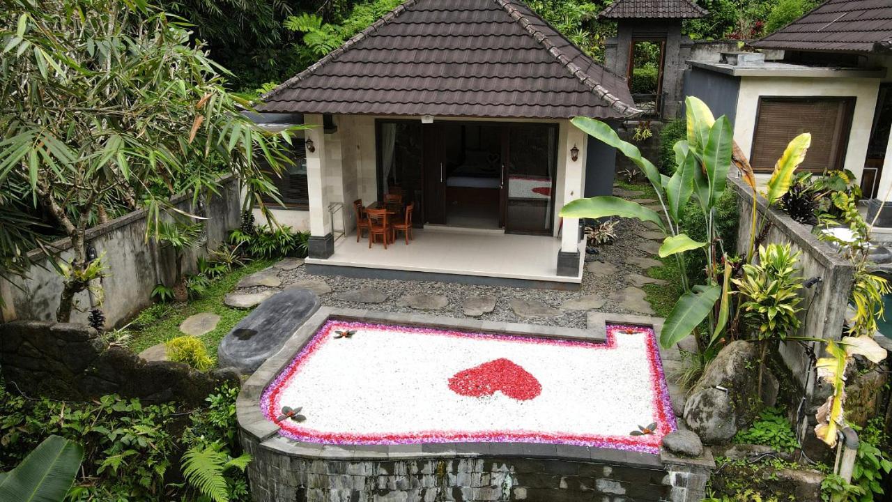 Villa with Private Pool - Photo 11
