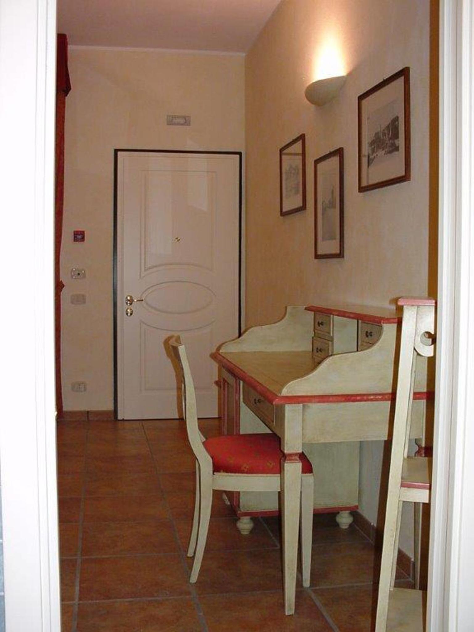 Double Room with Spa Bath photo 2