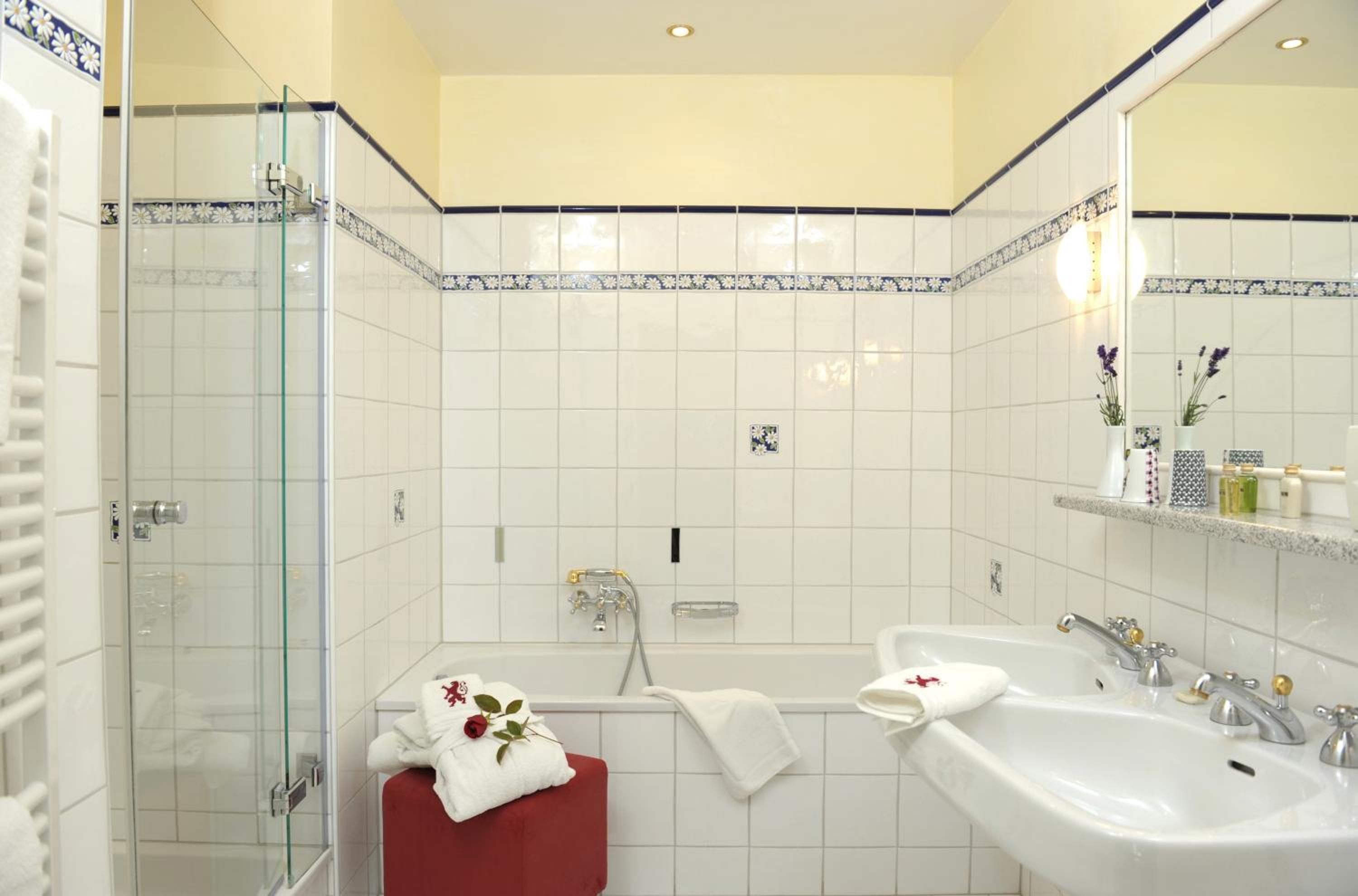 Suite - Photo 4