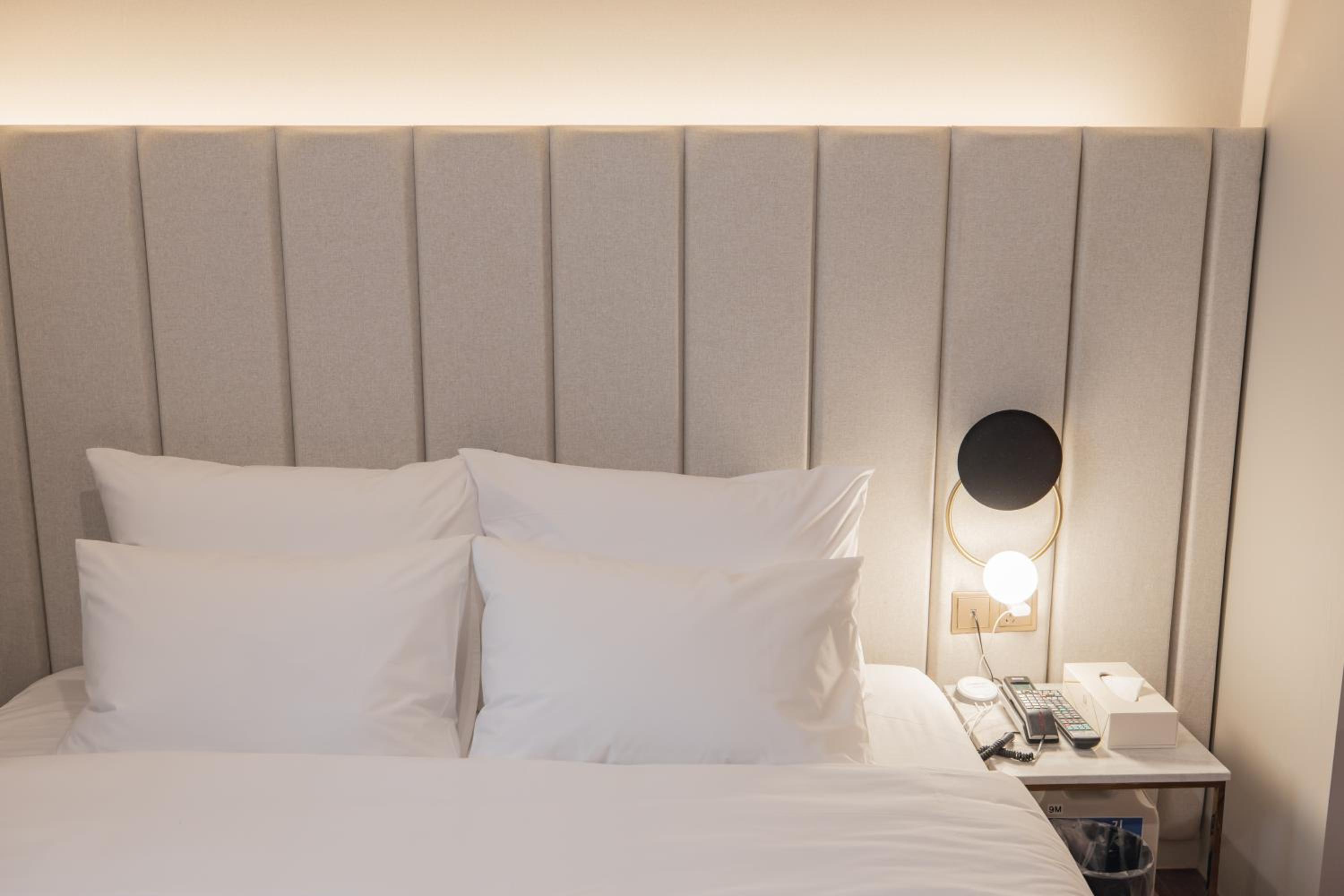 Standard Double Room - Photo 3