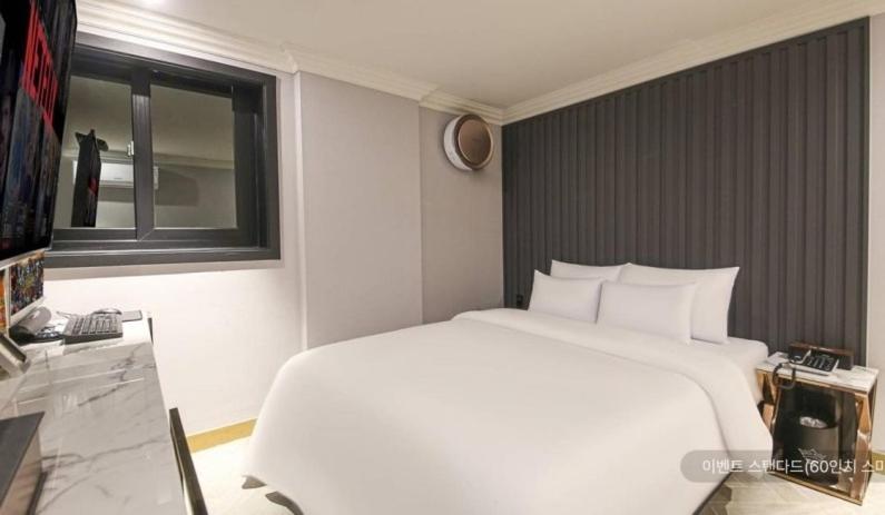 Double Room - Photo 4
