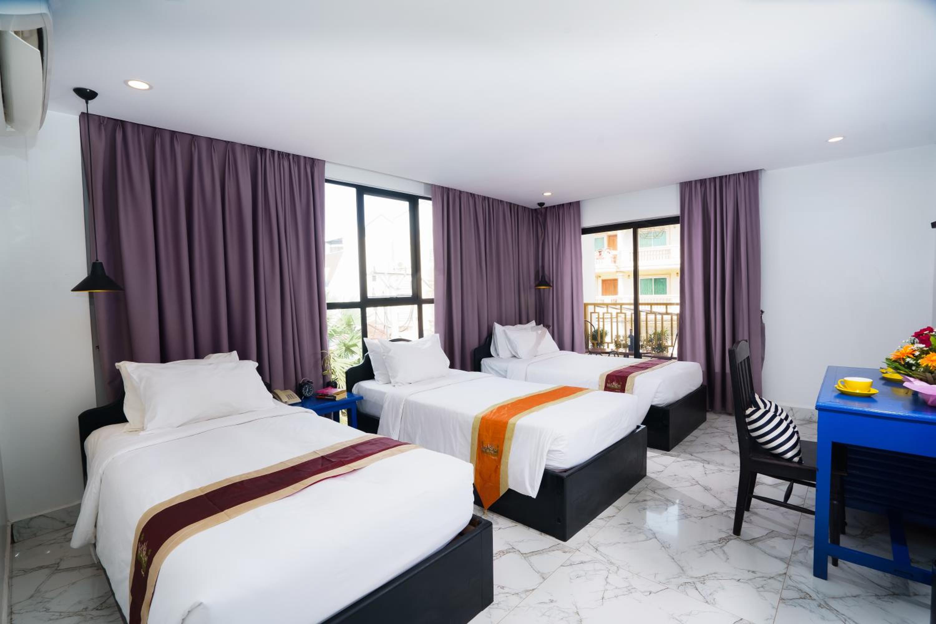 Triple Room - Photo 1