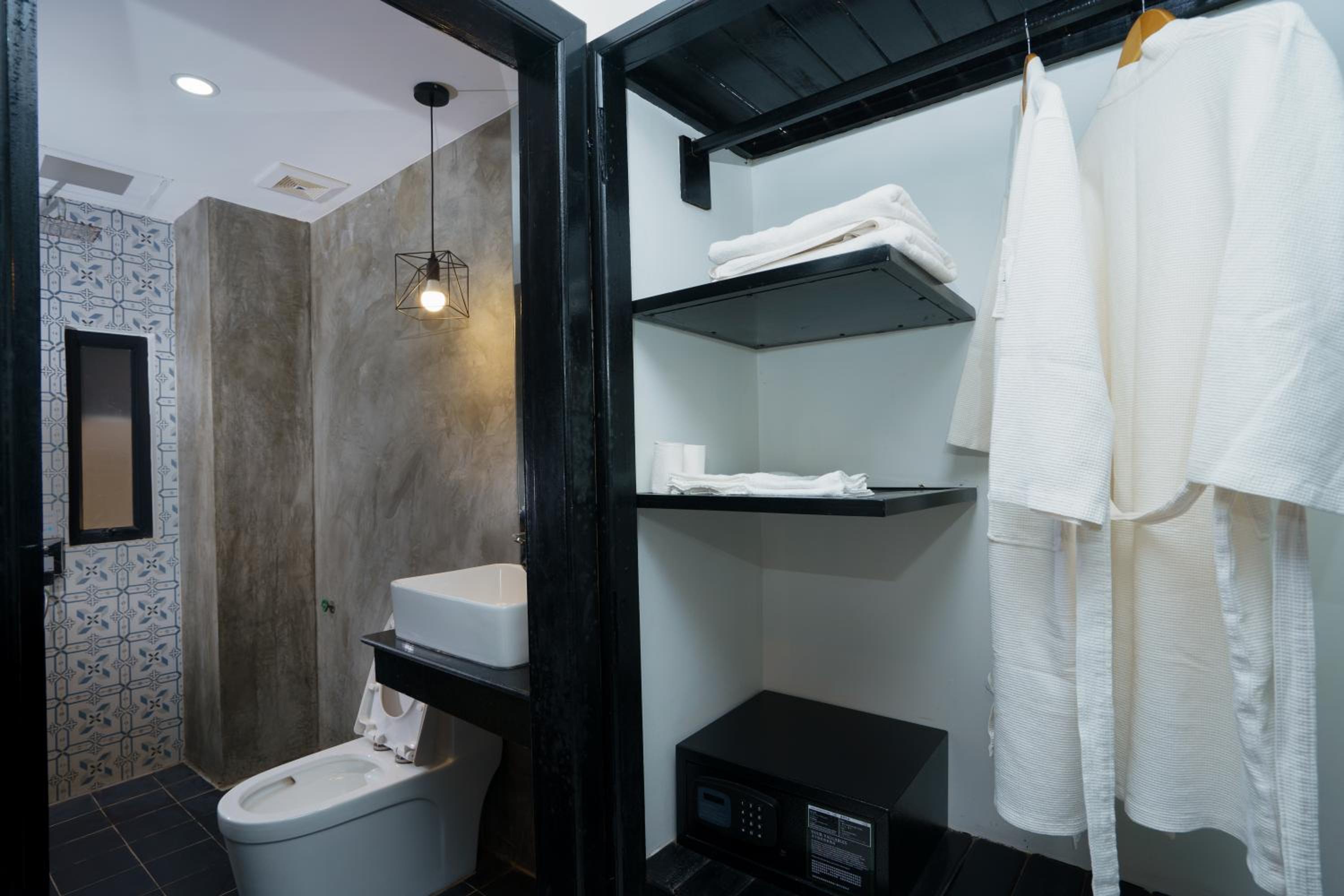 Superior Double Room - Photo 4