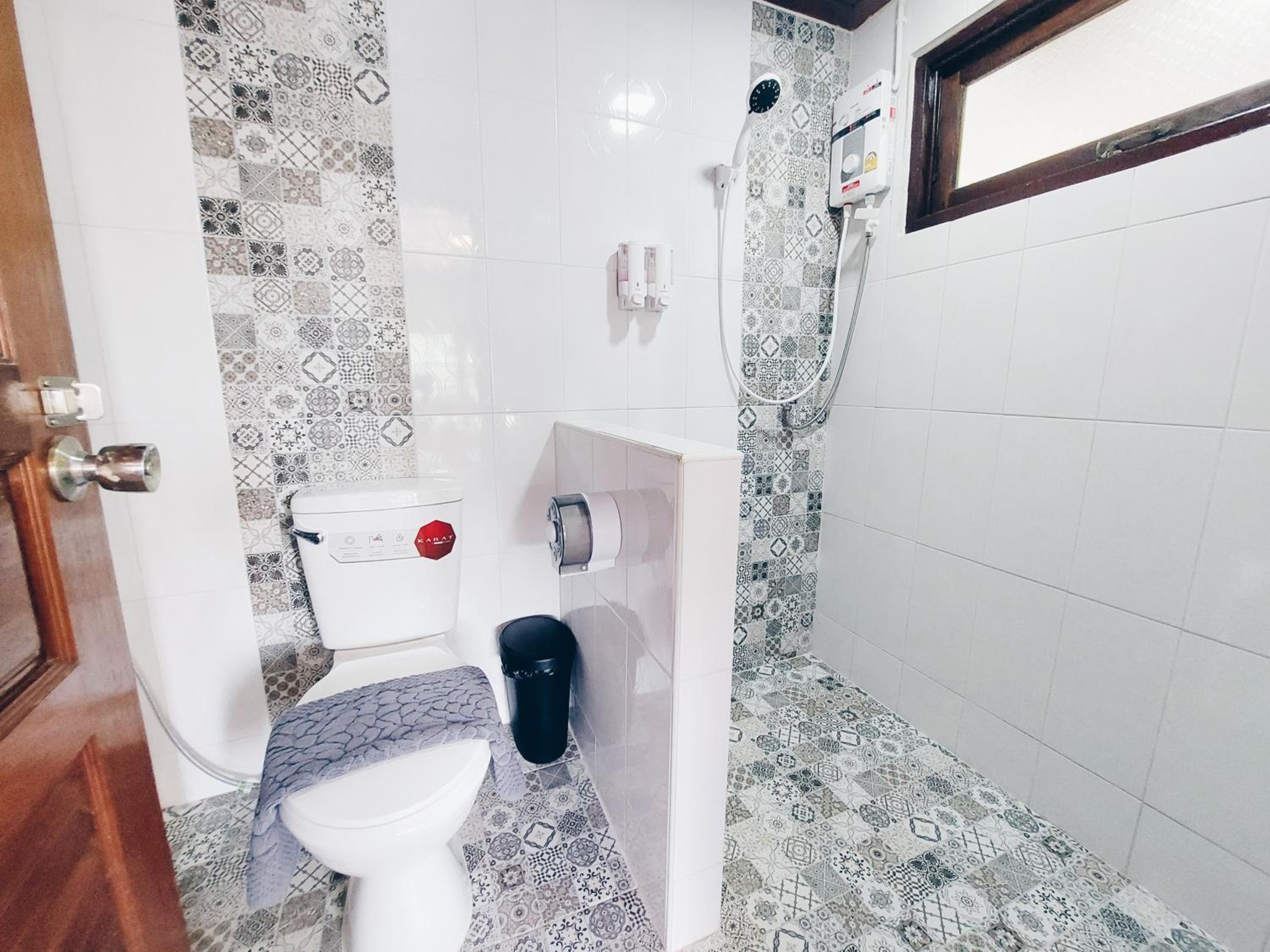 Standard Double Room - Photo 2