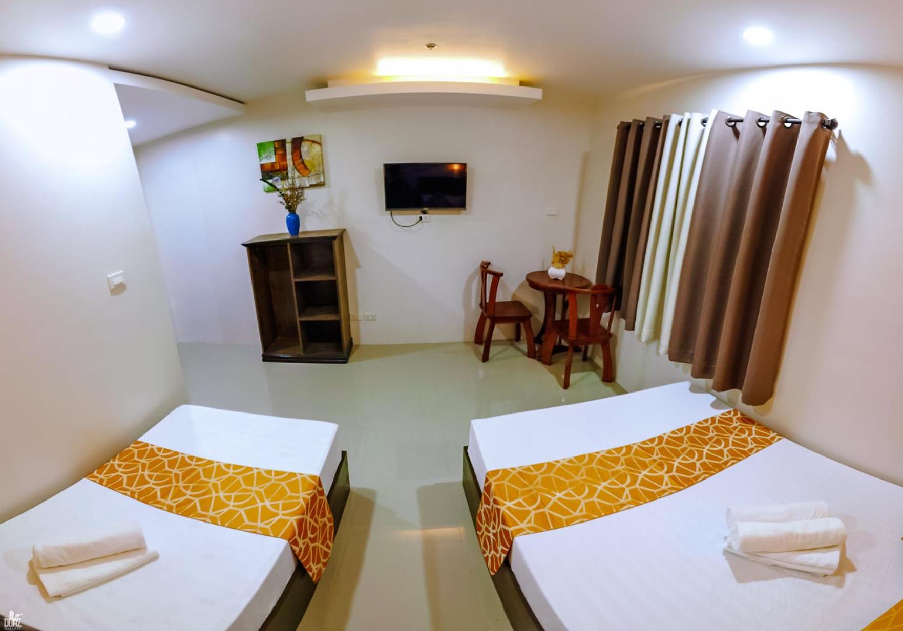 Deluxe Triple Room - Photo 4