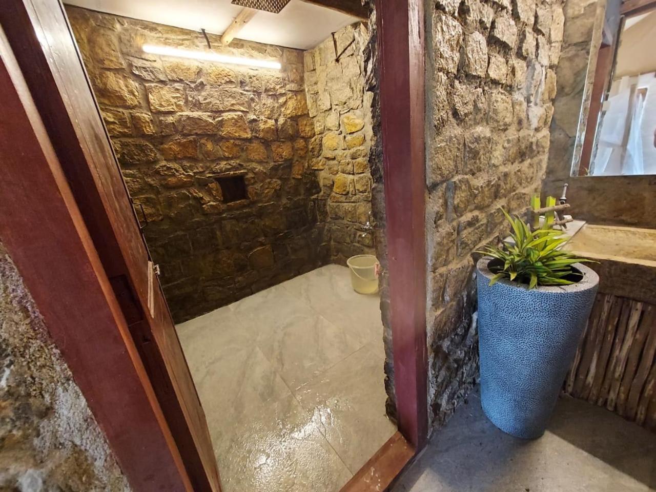 One-Bedroom Villa - Photo 16