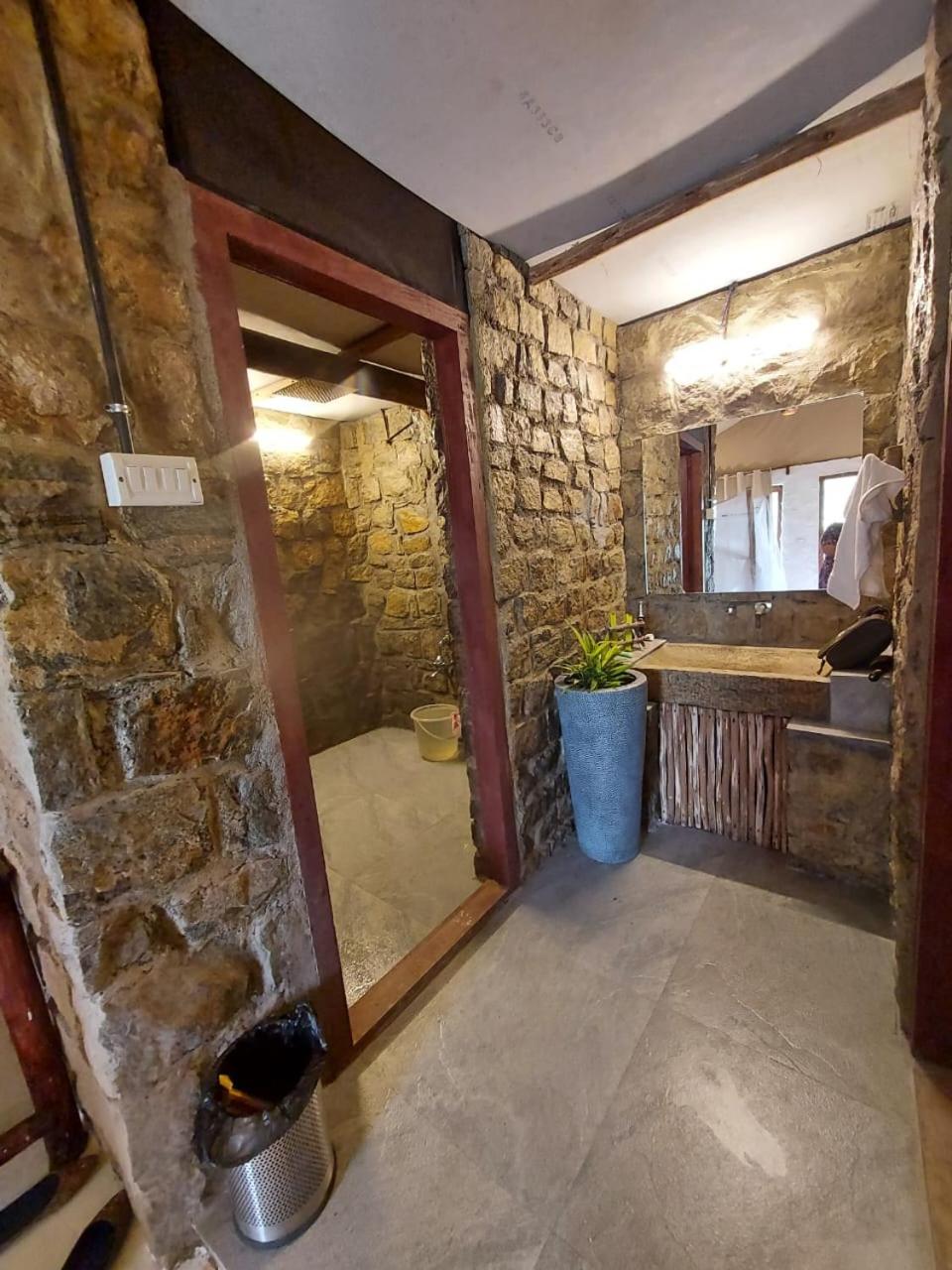 One-Bedroom Villa - Photo 11