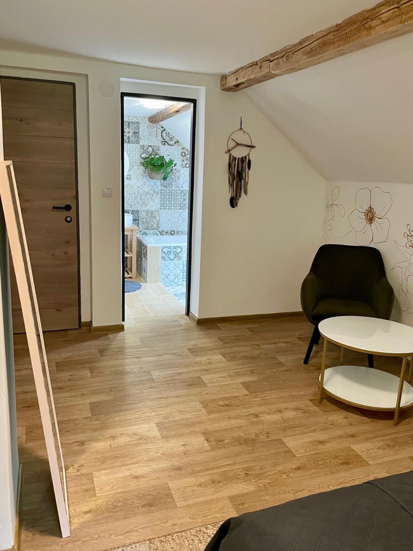 Deluxe Double Room with Bath photo 1