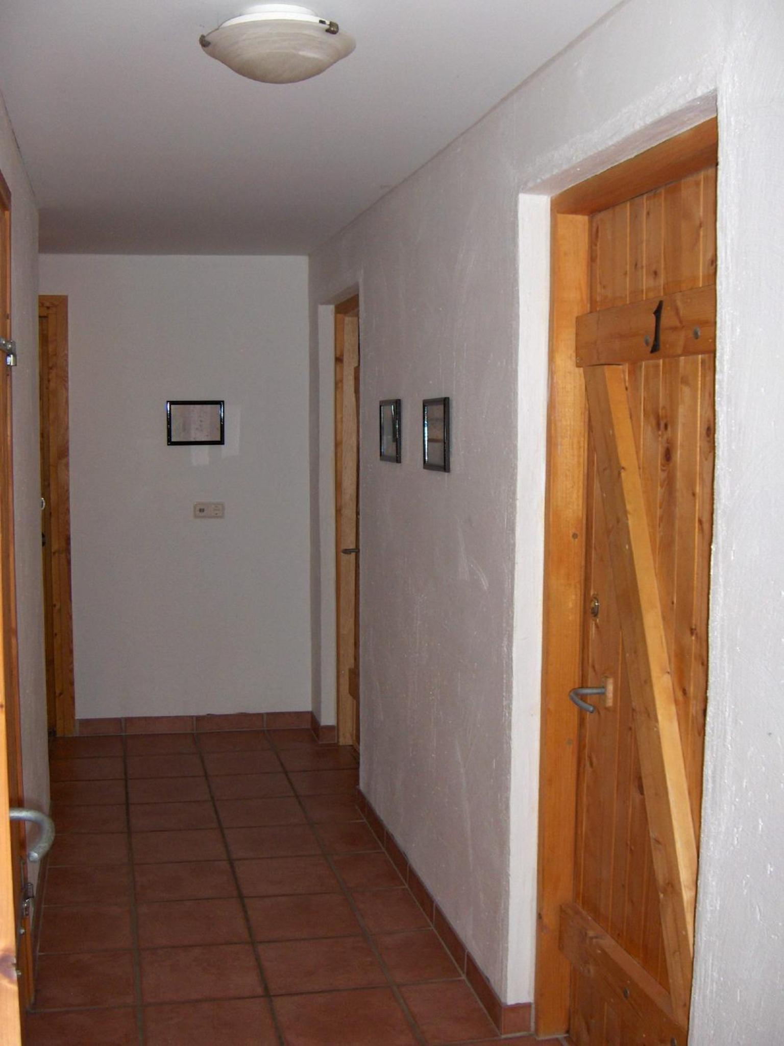 Triple Room with Shared Bathroom photo 2