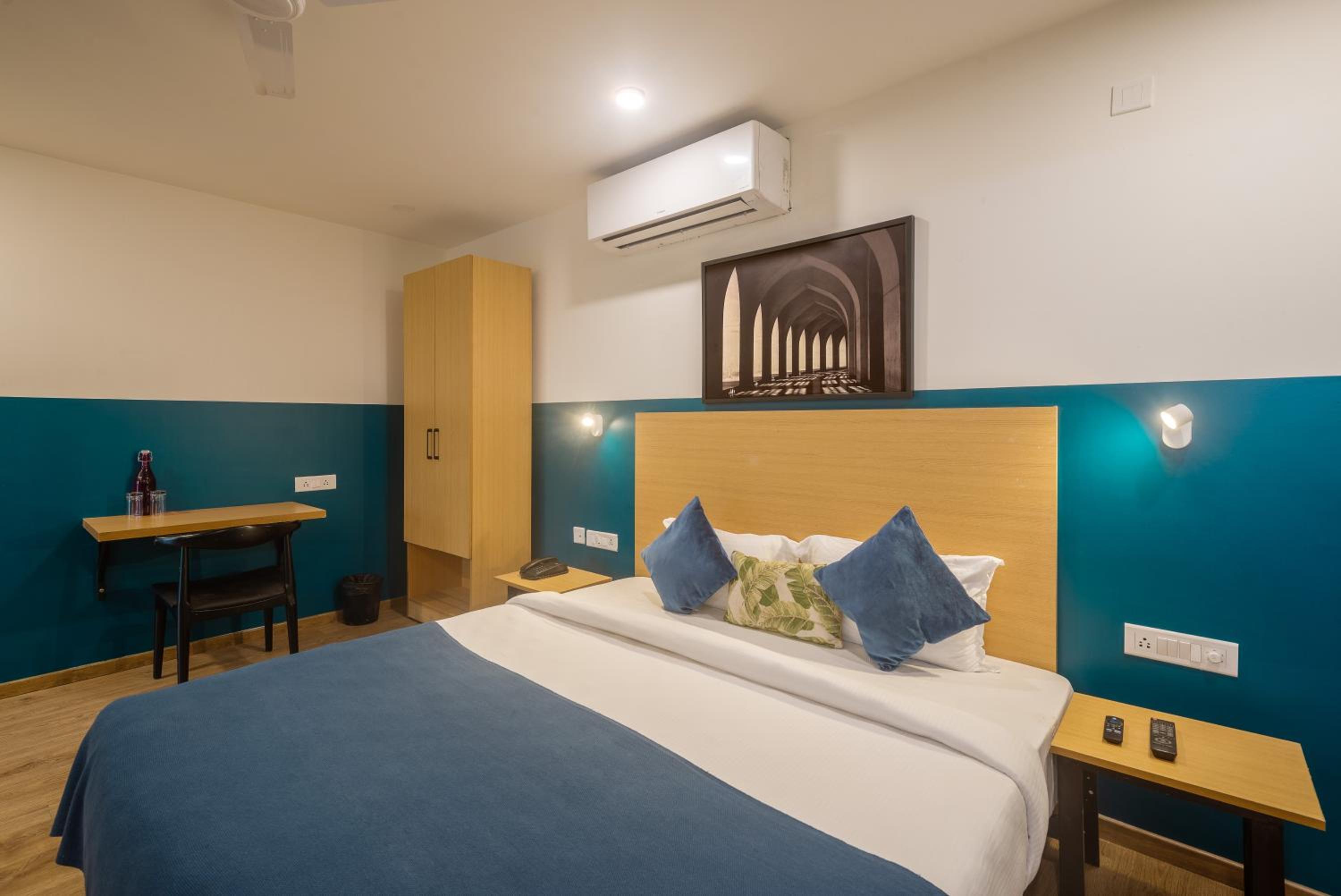 Deluxe Double Room - Photo 7