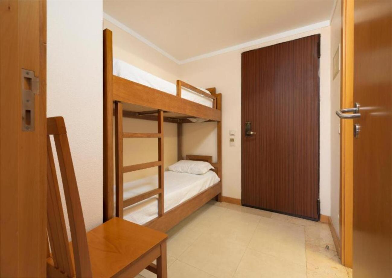 Deluxe Junior Suite with Partial Sea View thumbnail 5