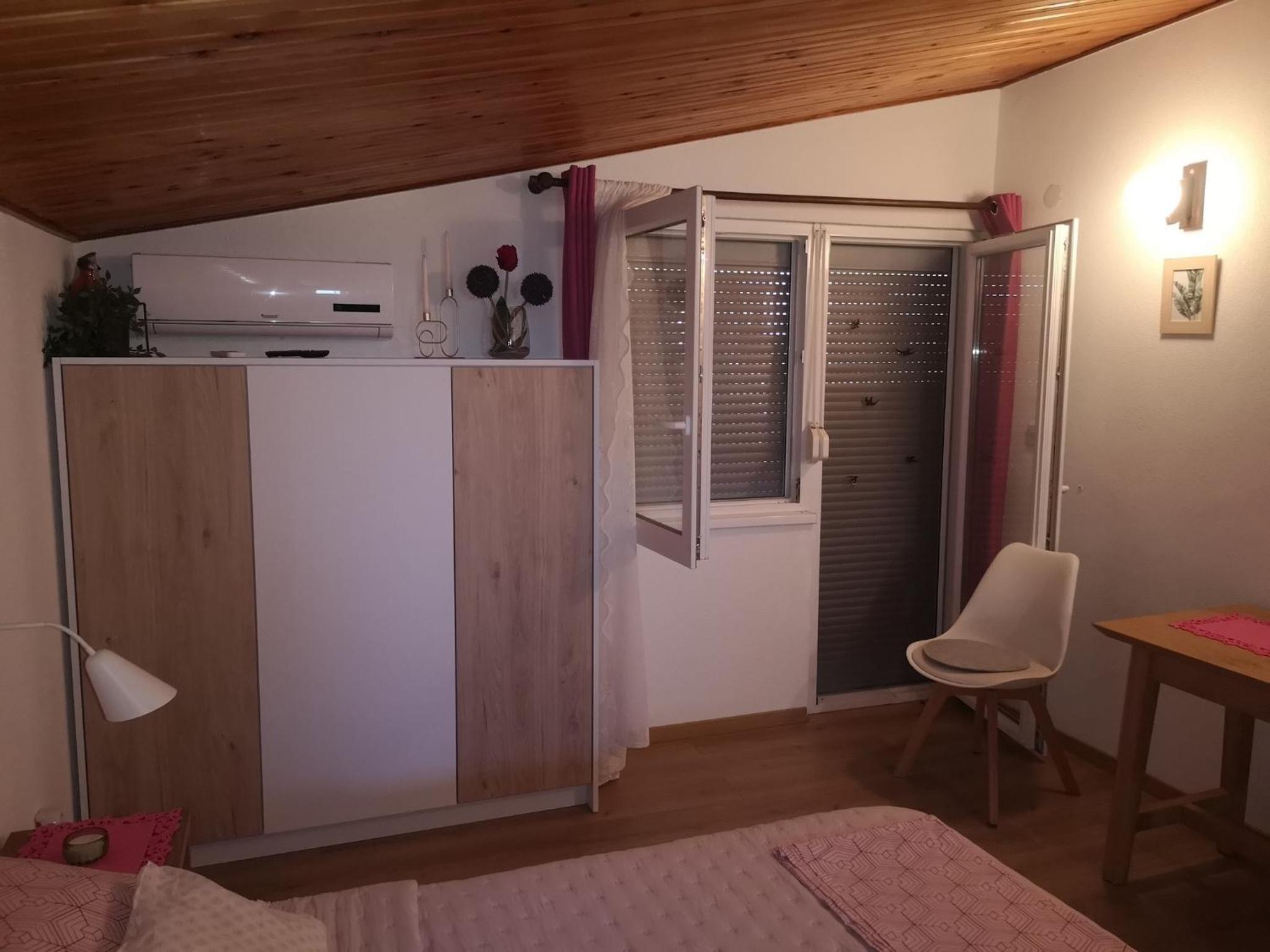 Studio Apartment with Terrace photo 1