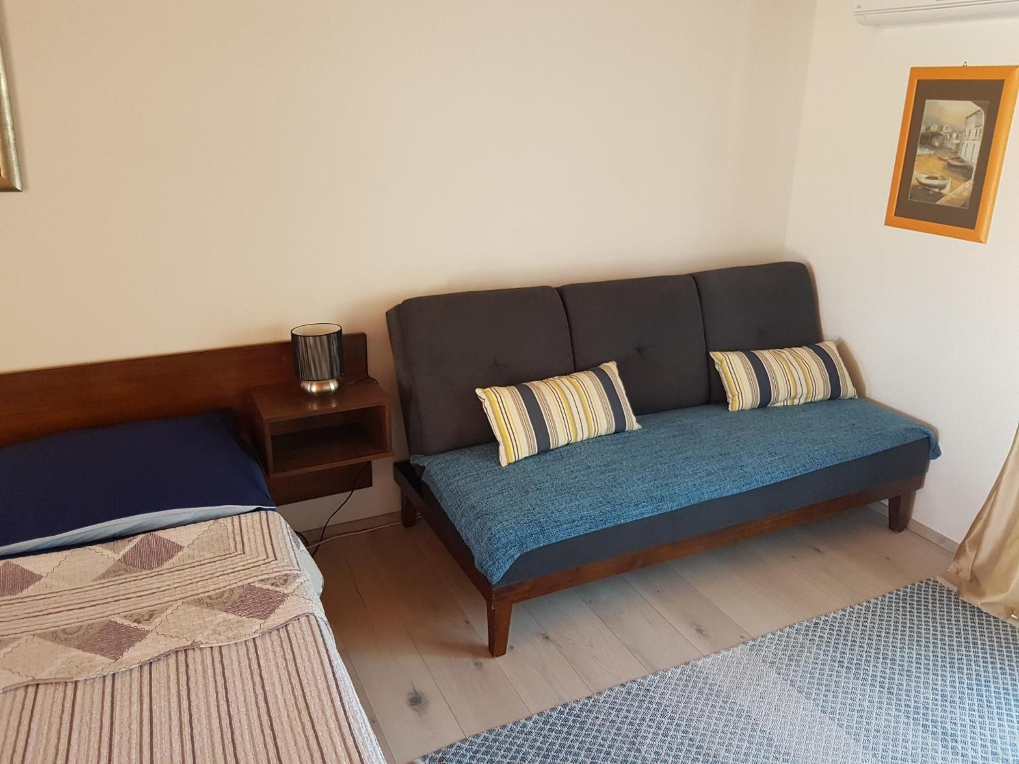 Studio Apartment with Balcony photo 1