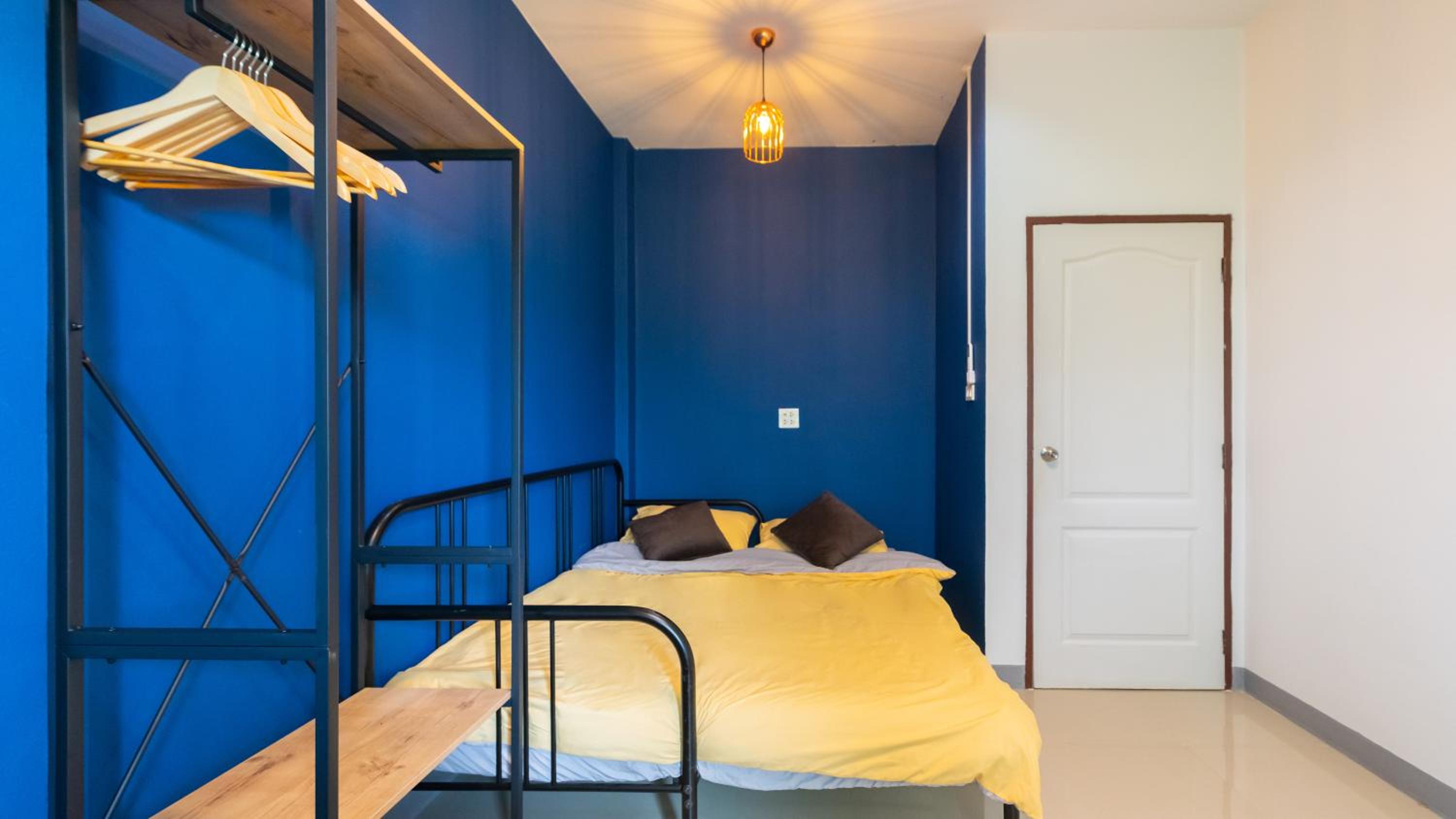 Three-Bedroom Chalet - Photo 16
